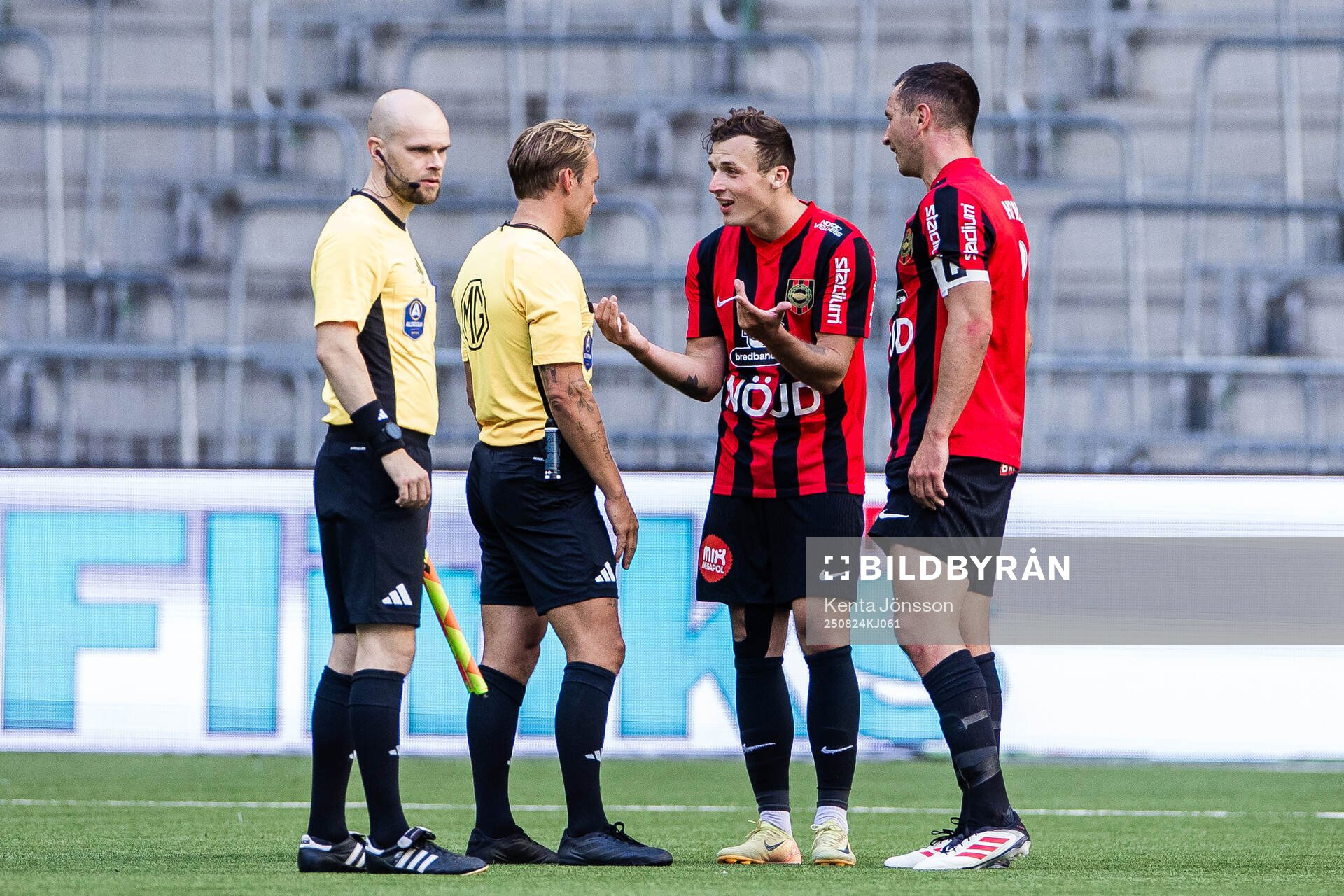 Brommapojkarnas Adam Skanning Jakobsen och Even Hovland i
