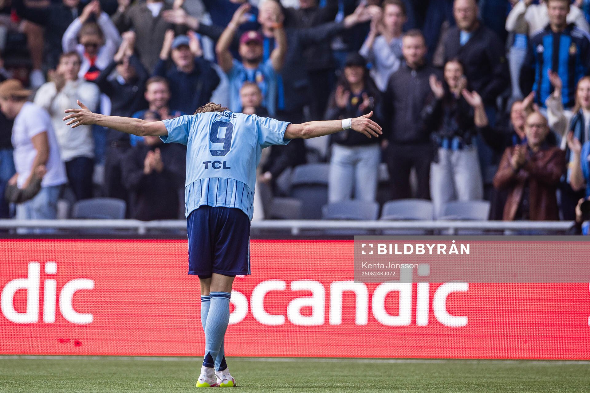Djurgårdens August Priske Flyger jublar
