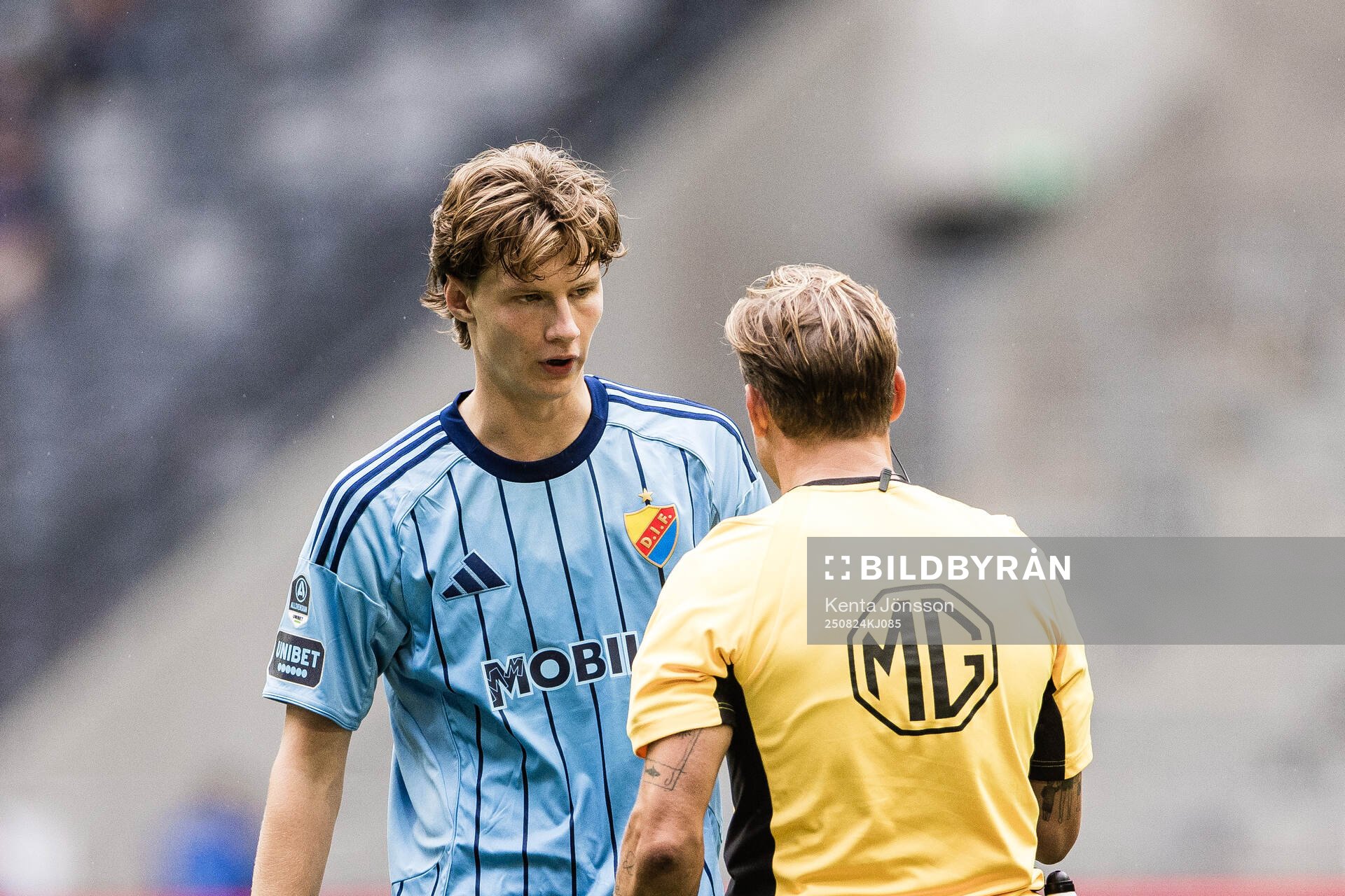 Djurgårdens August Priske Flyger och domare Kristoffer