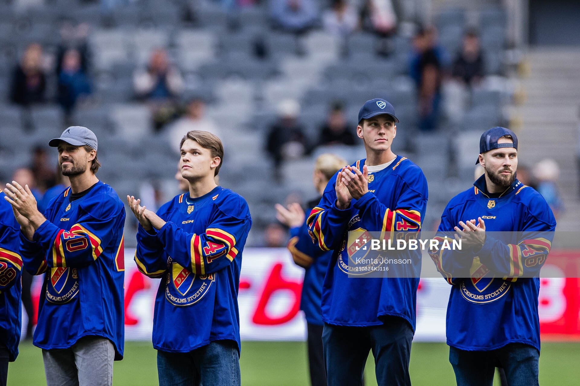 Djurgårdens ishockeylag med Jacob Josefson, Arvid Costmar,