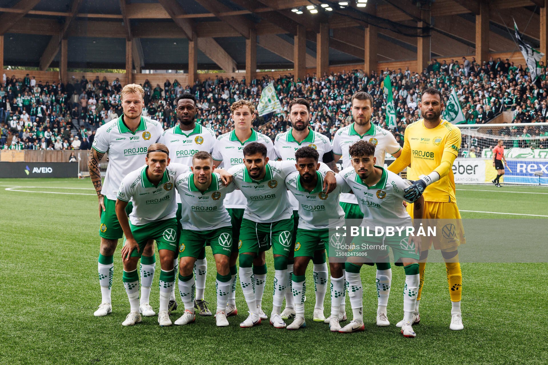 Hammarbys startelva ställer upp för en lagbild