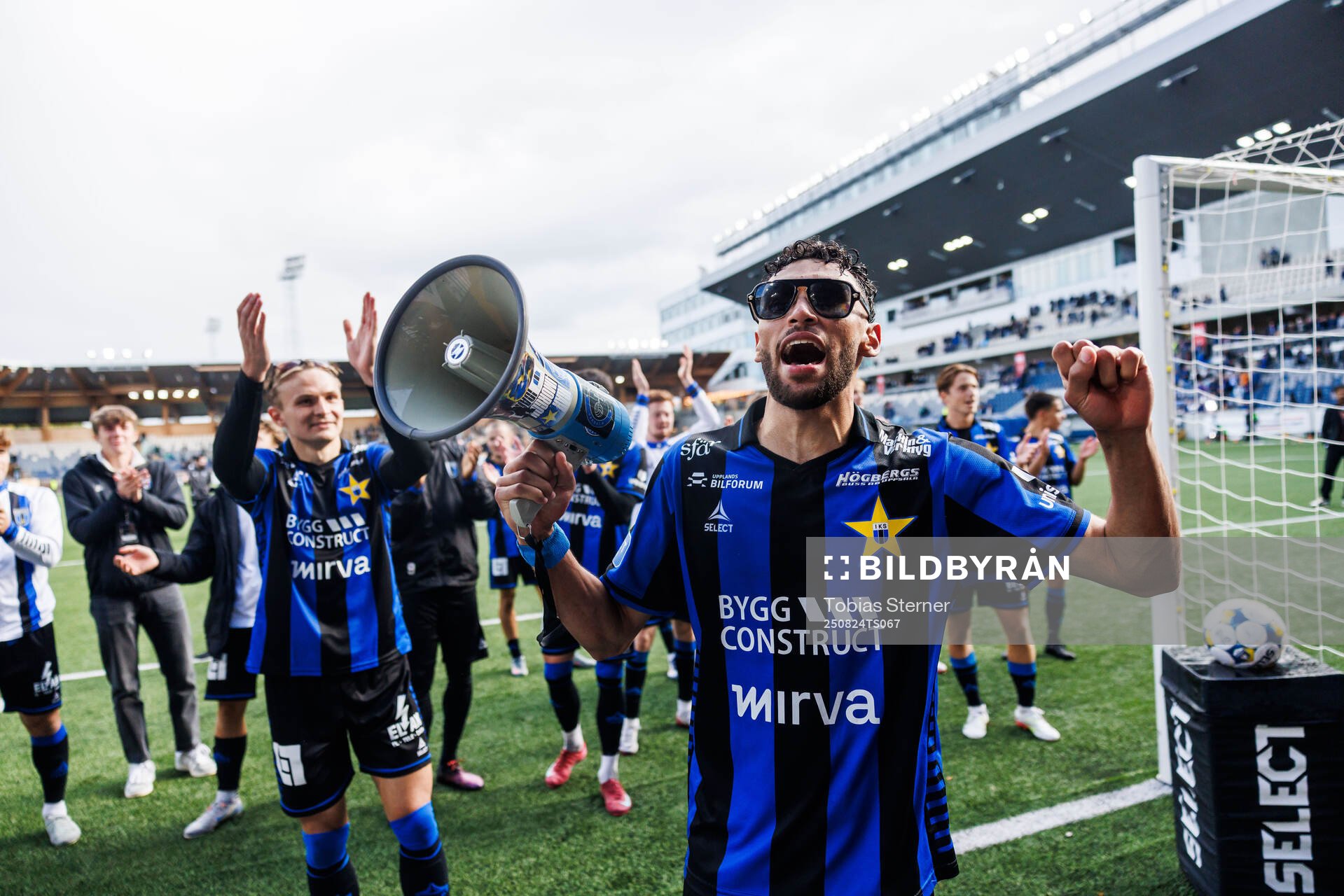 Sirius Joakim Persson jublar
