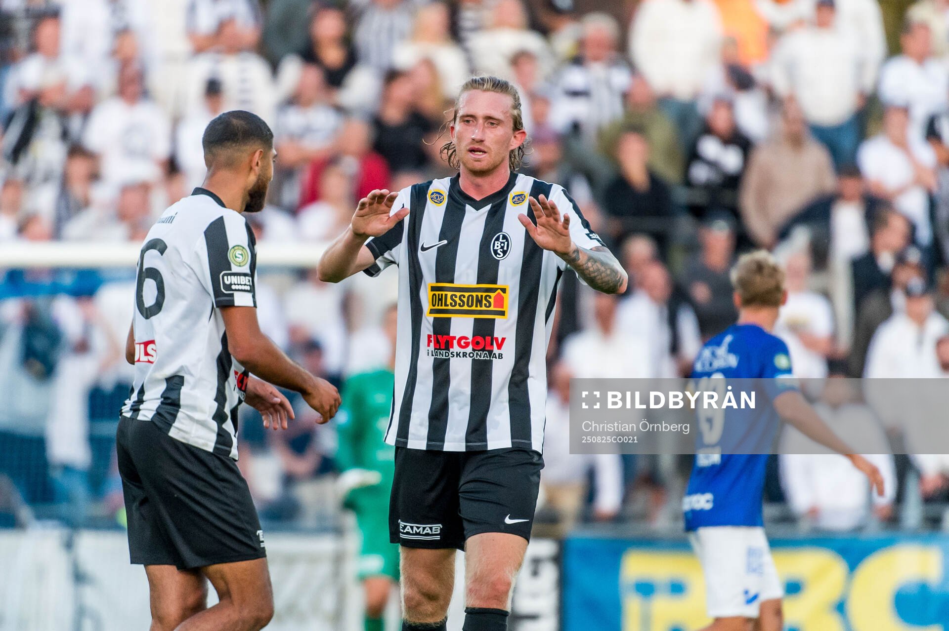 Landskronas Hampus Näsström och Rassa Rahmani jublar