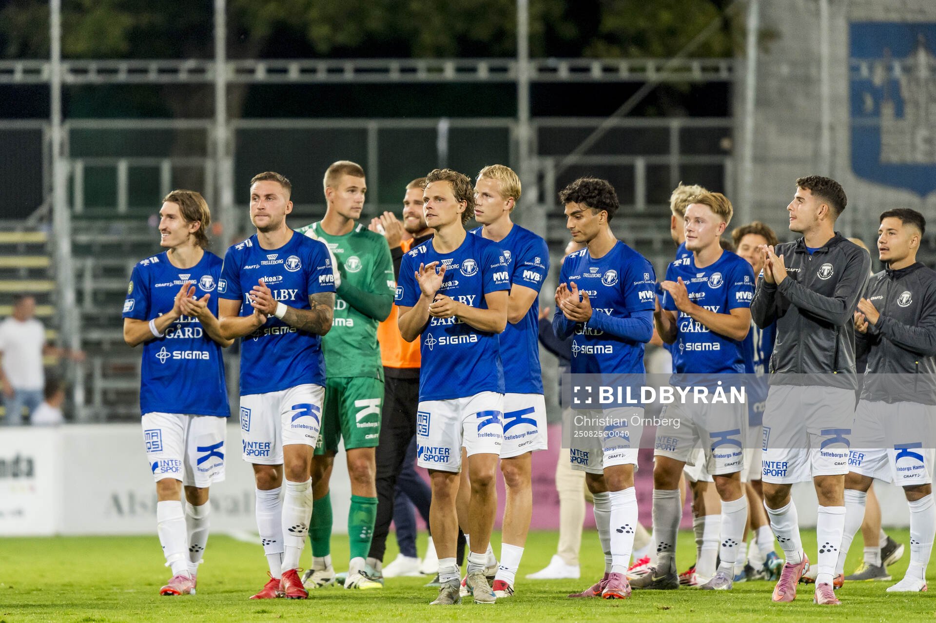 Trelleborgs spelare jublar
