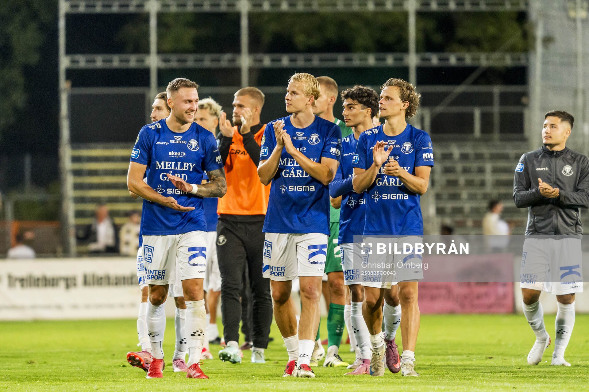 Trelleborgs spelare jublar