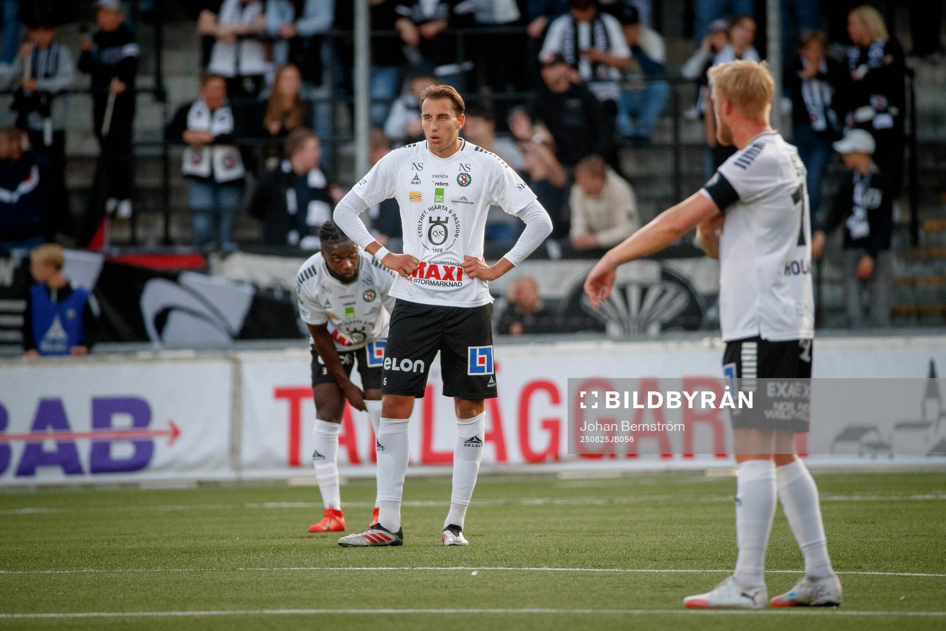 Örebros Melvin Bajrovic deppar