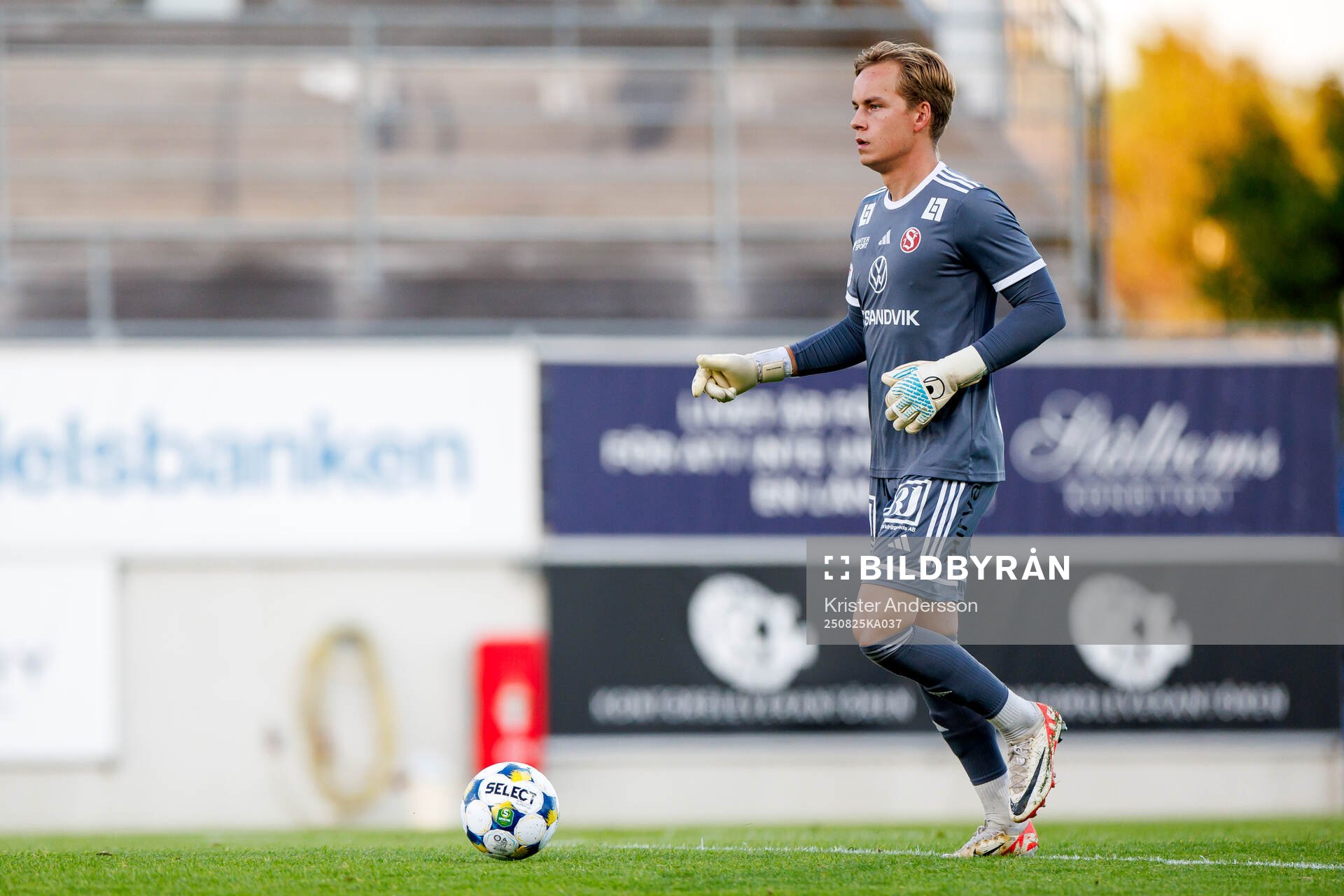 Sandvikens IFs målvakt Hannes Sveijer