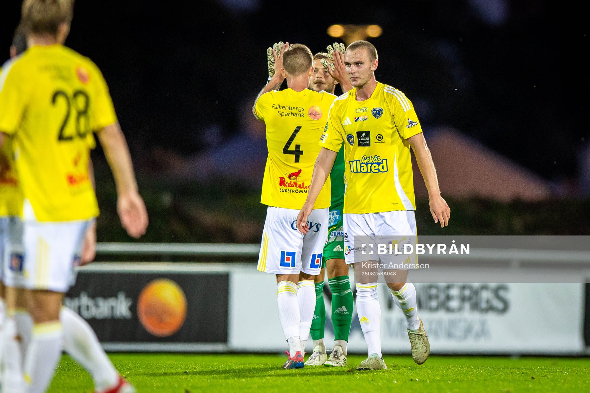 Falkenbergs Nils Bertilsson jublar