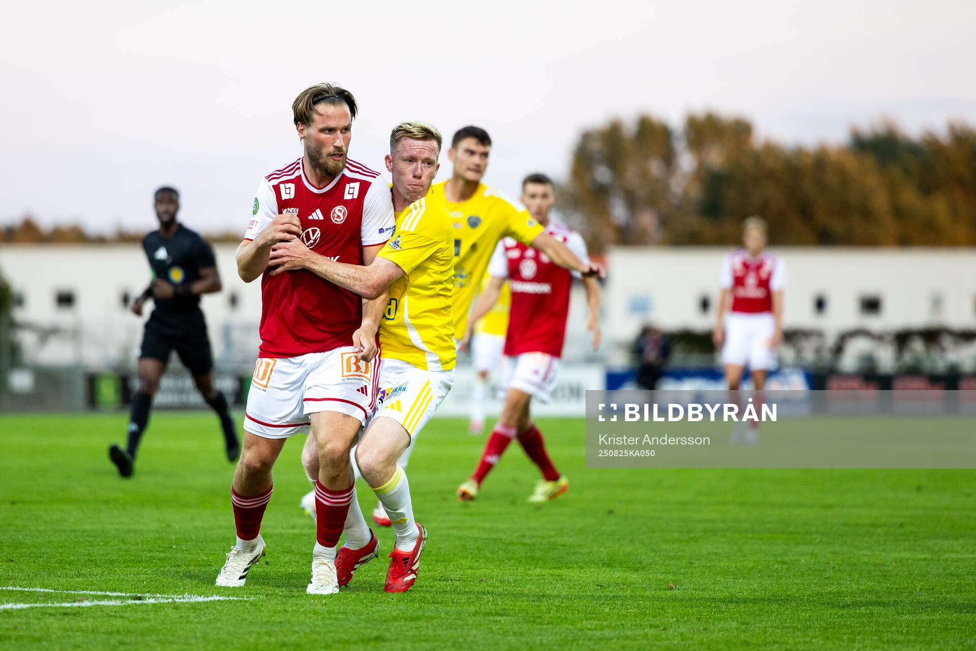 Sandvikens IFs Kasper Harletun och Falkenbergs Lucas