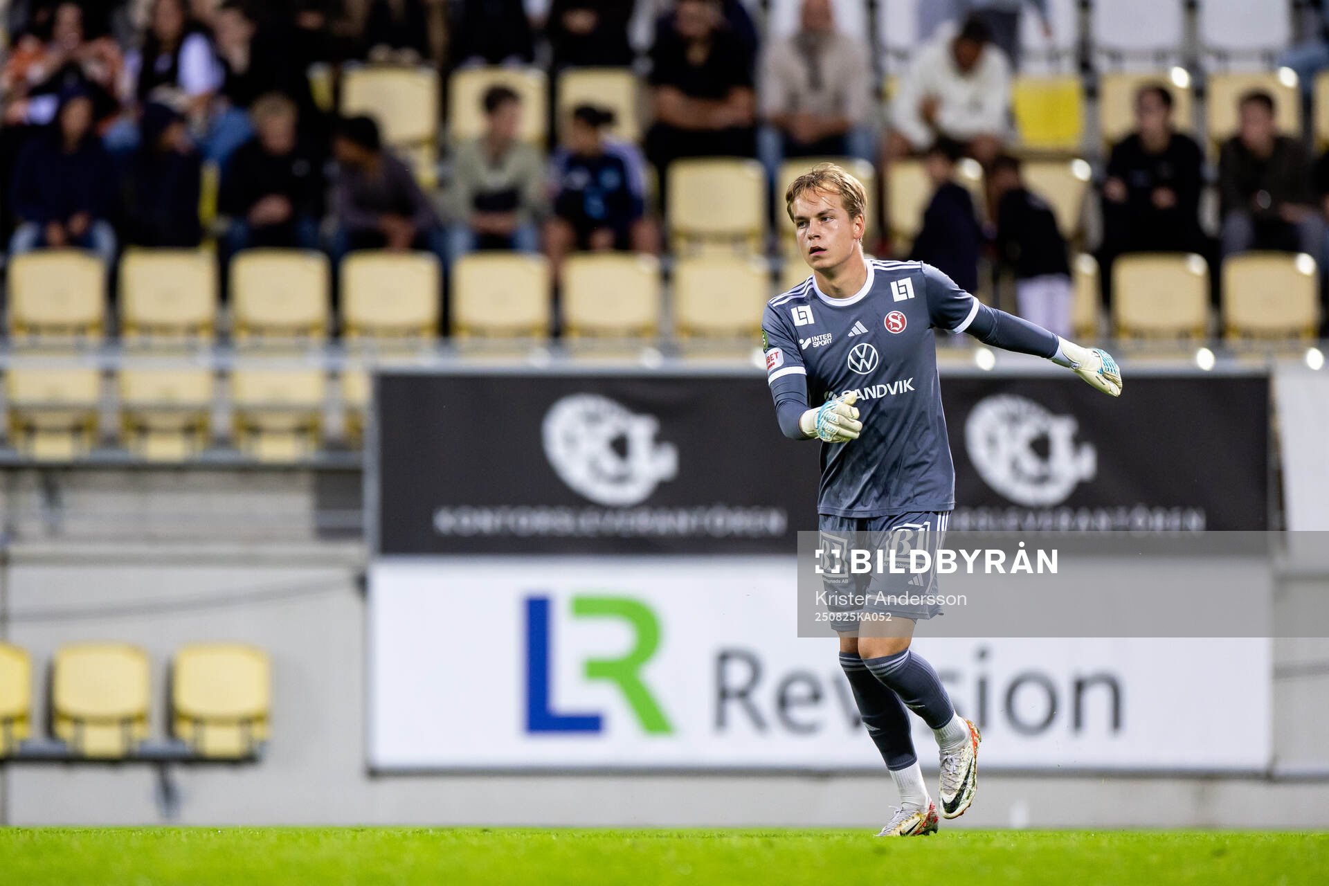 Sandvikens IFs målvakt Hannes Sveijer