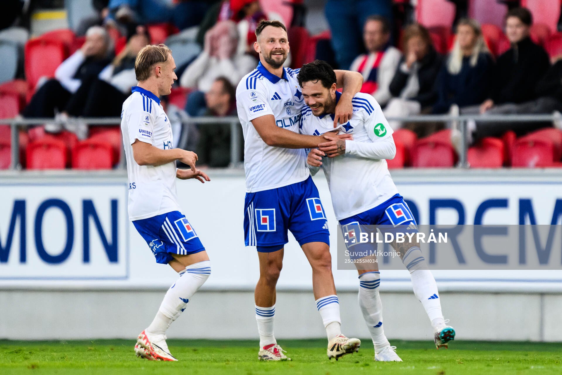 IFK Norrköpings David Moberg Karlsson jublar