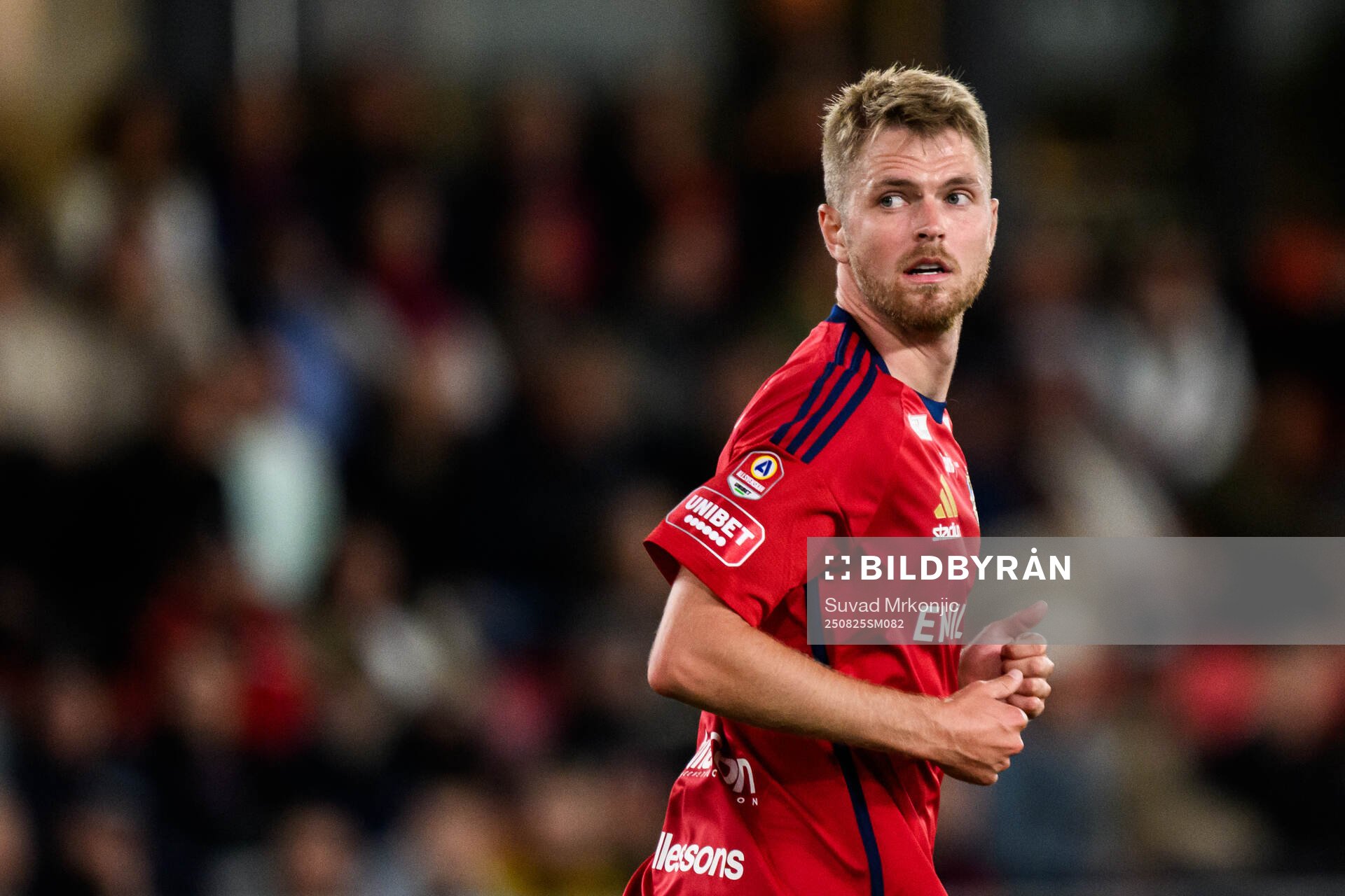 Östers Magnus Christensen jublar