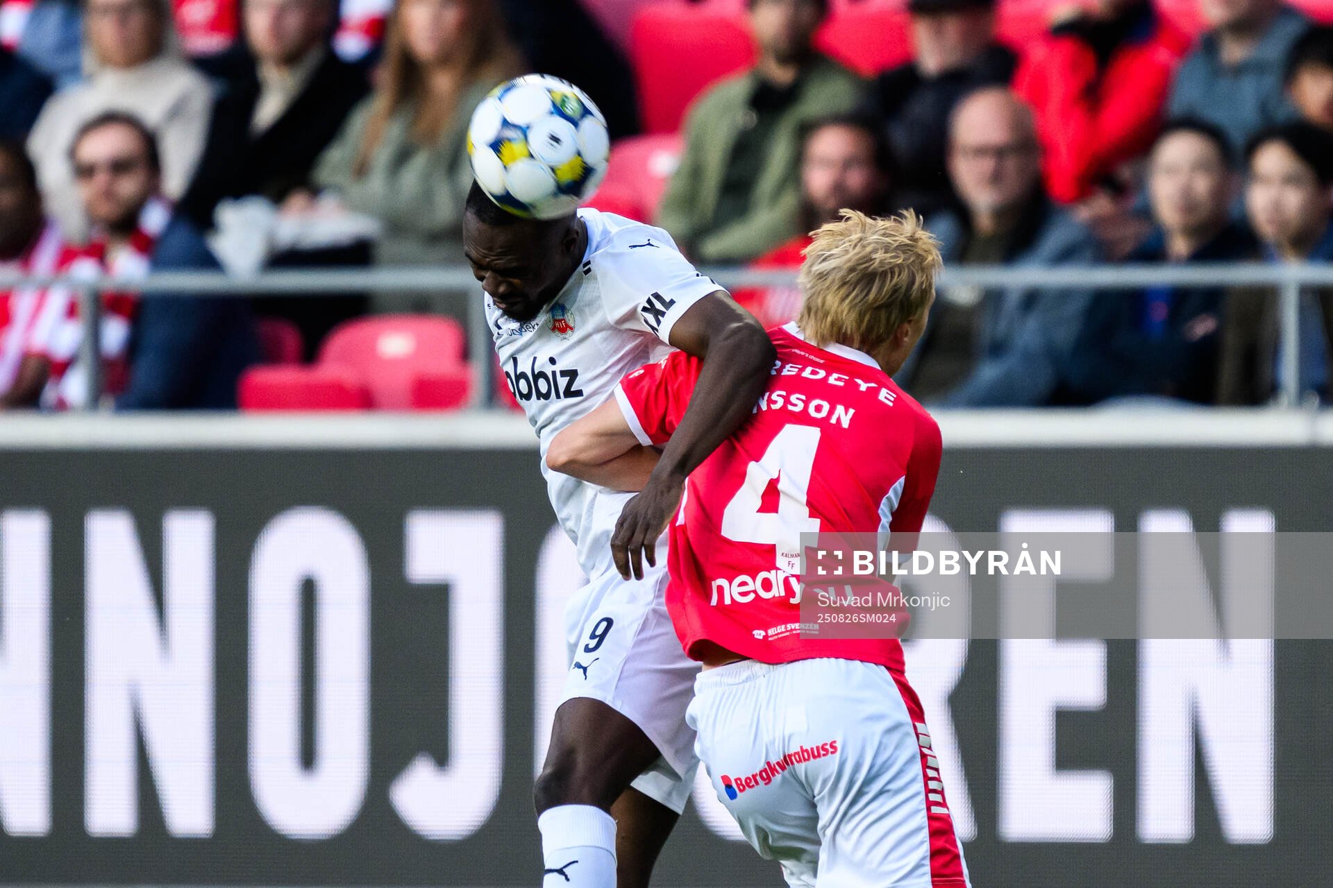 Helsingborgs Adam Akimey och Kalmars Rony Jansson