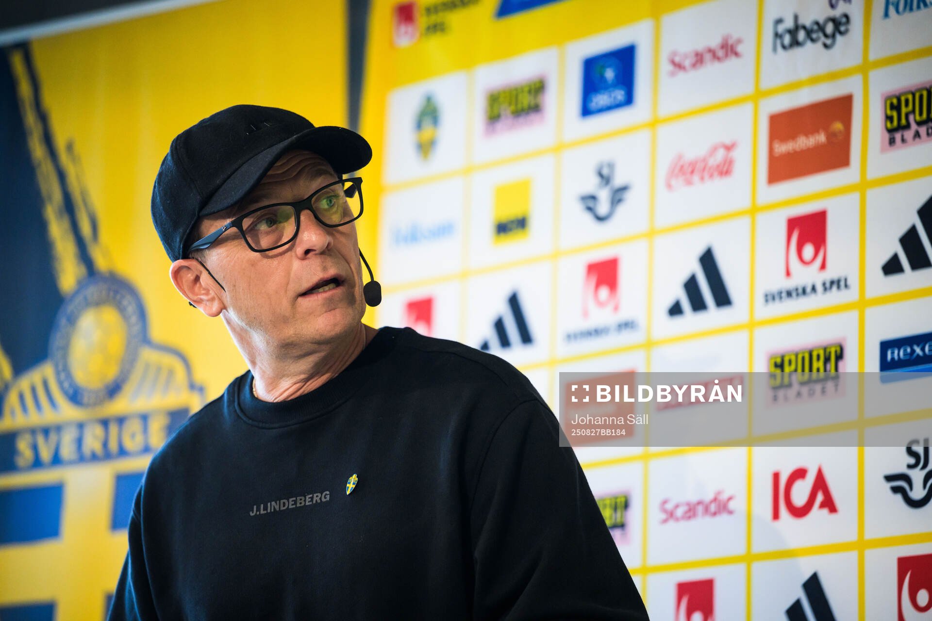 Head coach Tony Gustavsson of the Swedish women's national