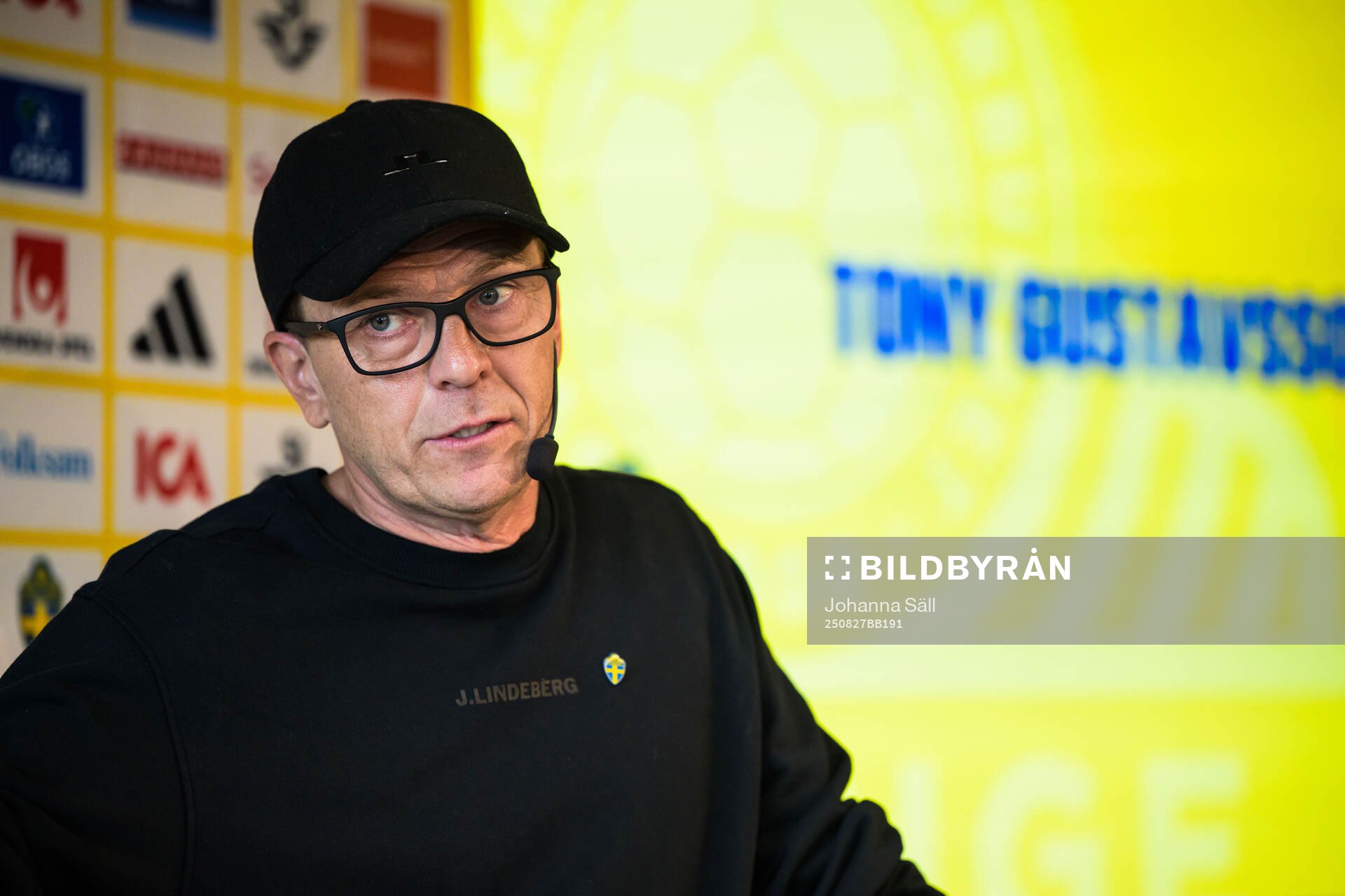 Head coach Tony Gustavsson of the Swedish women's national