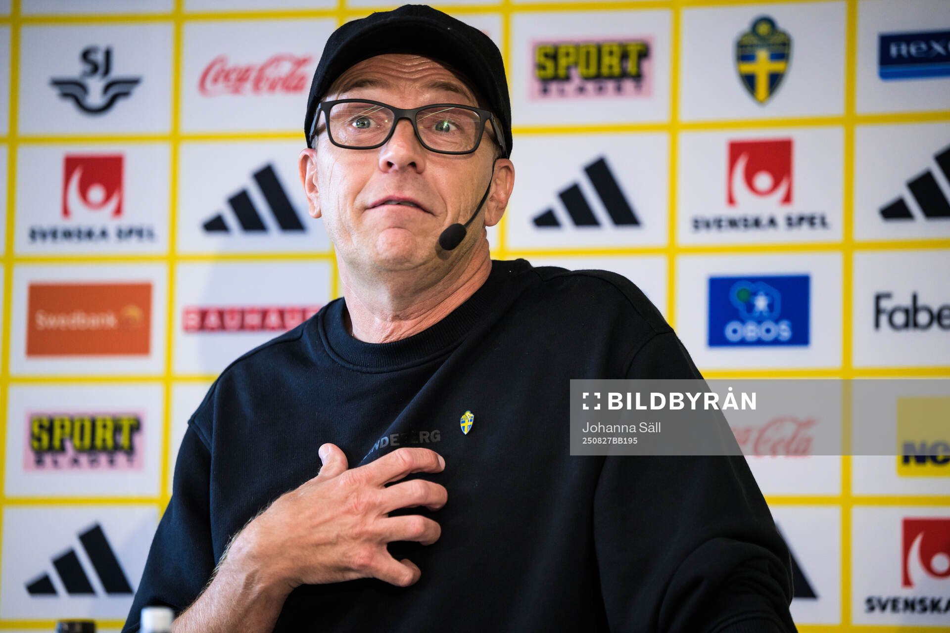 Head coach Tony Gustavsson of the Swedish women's national