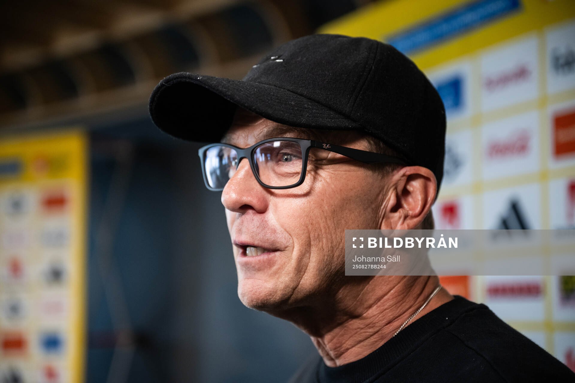 head coach Tony Gustavsson of the Swedish women's national
