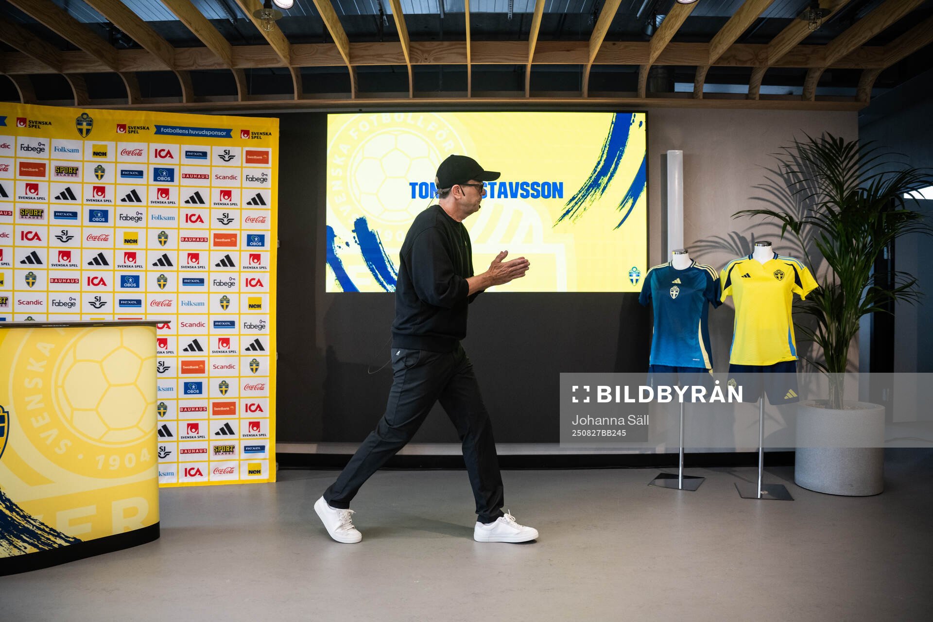 head coach Tony Gustavsson of the Swedish women's national