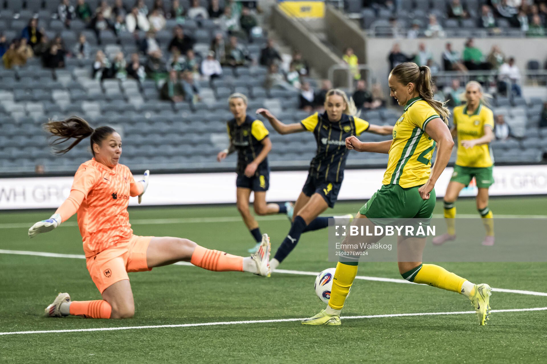 Goalkeeper Daryna Bondarchuk of Metalist 1925 and Vilde