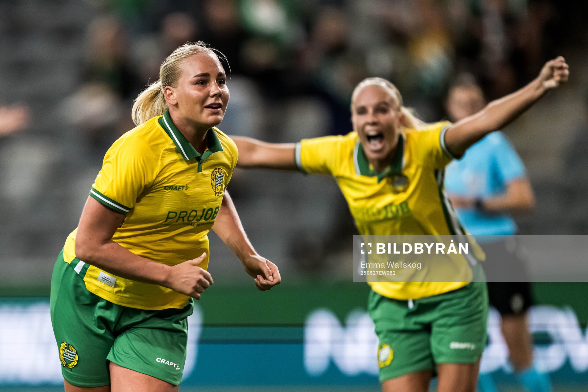 Cathinka Tandberg  of Hammarby celebrates