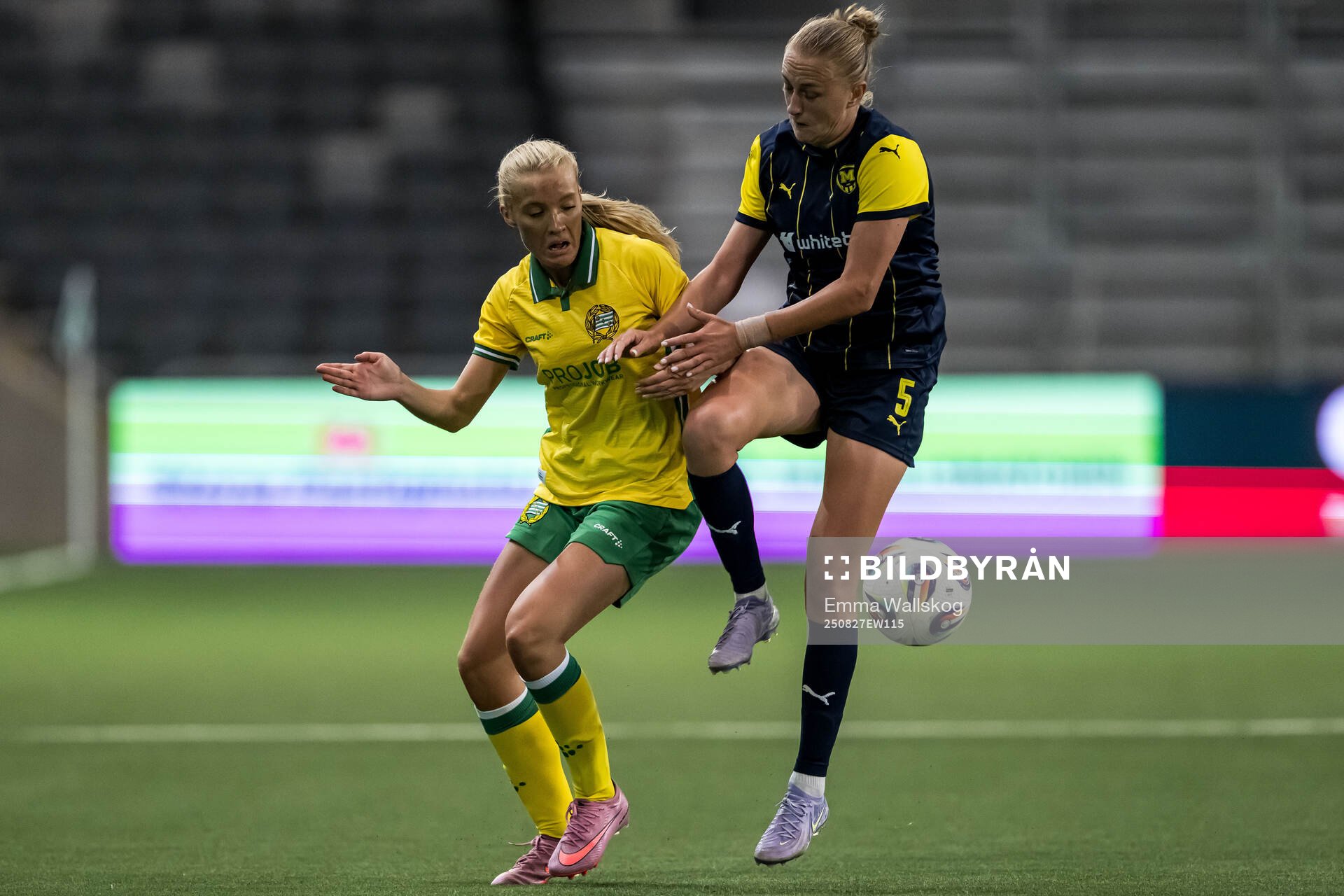 Smilla Holmberg of Hammarby and Veronika Andrukhiv of