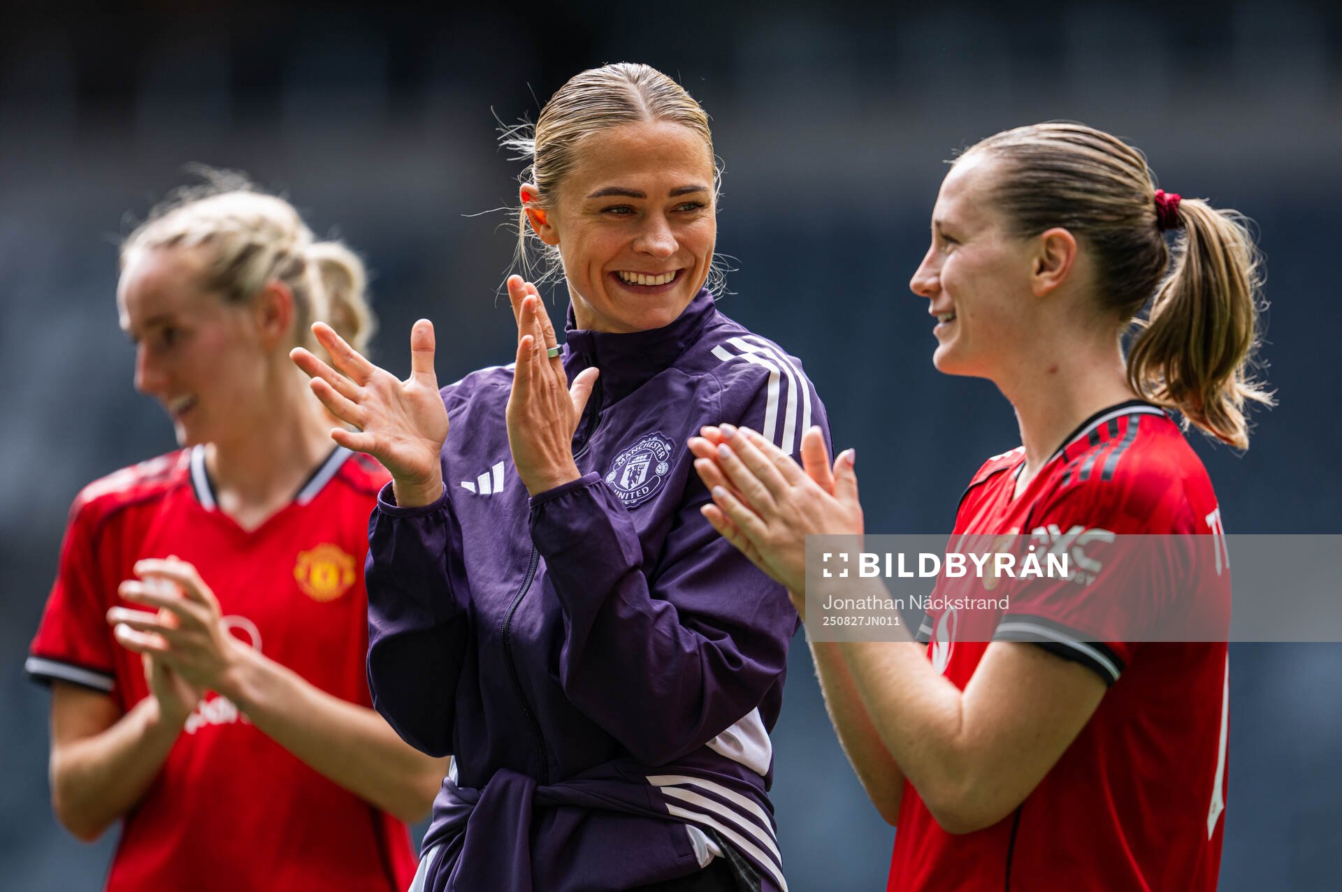 Fridolina Rolfö and Elisabeth Terland of Manchester United
