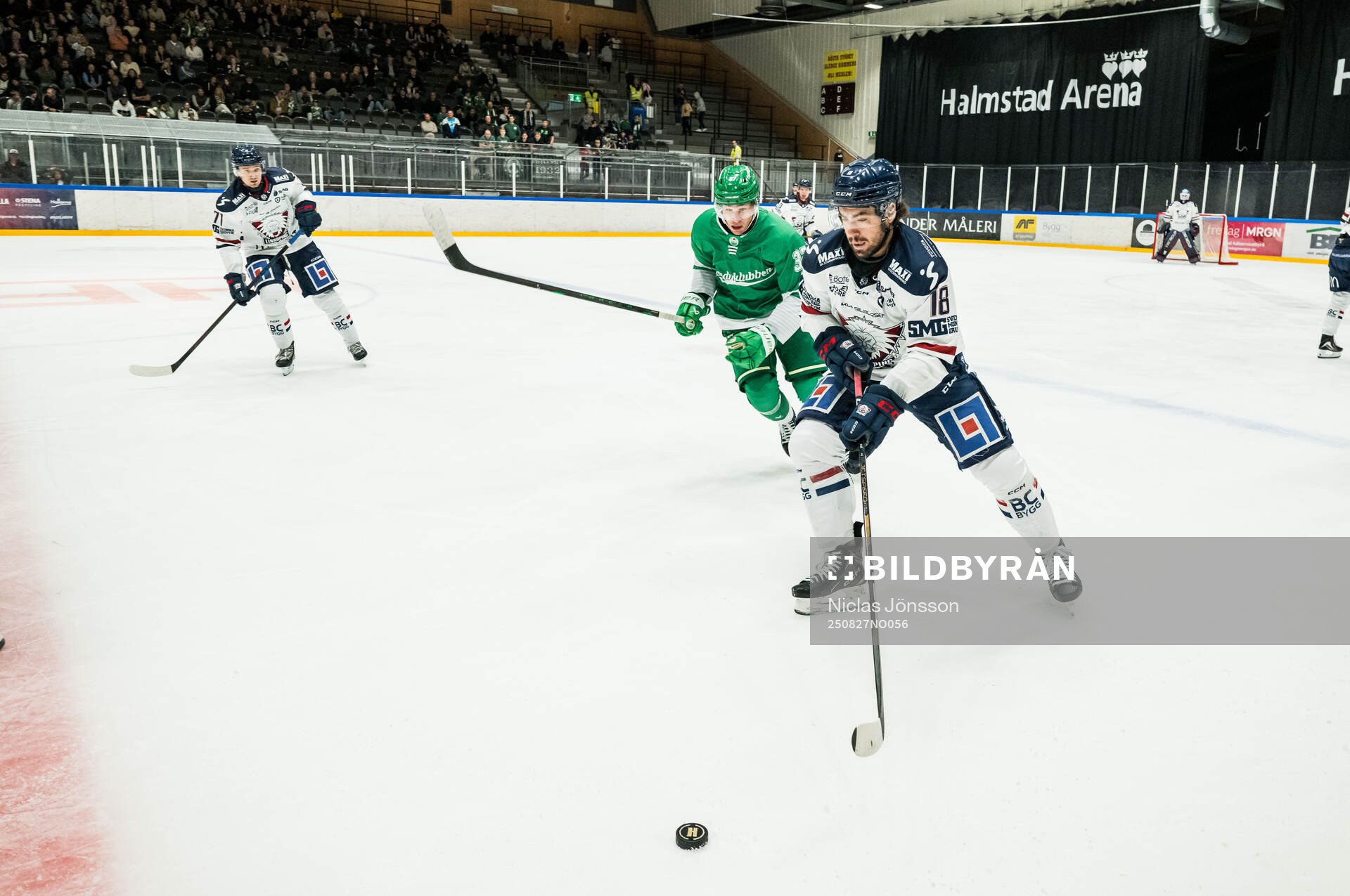 Rögles Albin Sundsvik och Linköpings Remi Elie