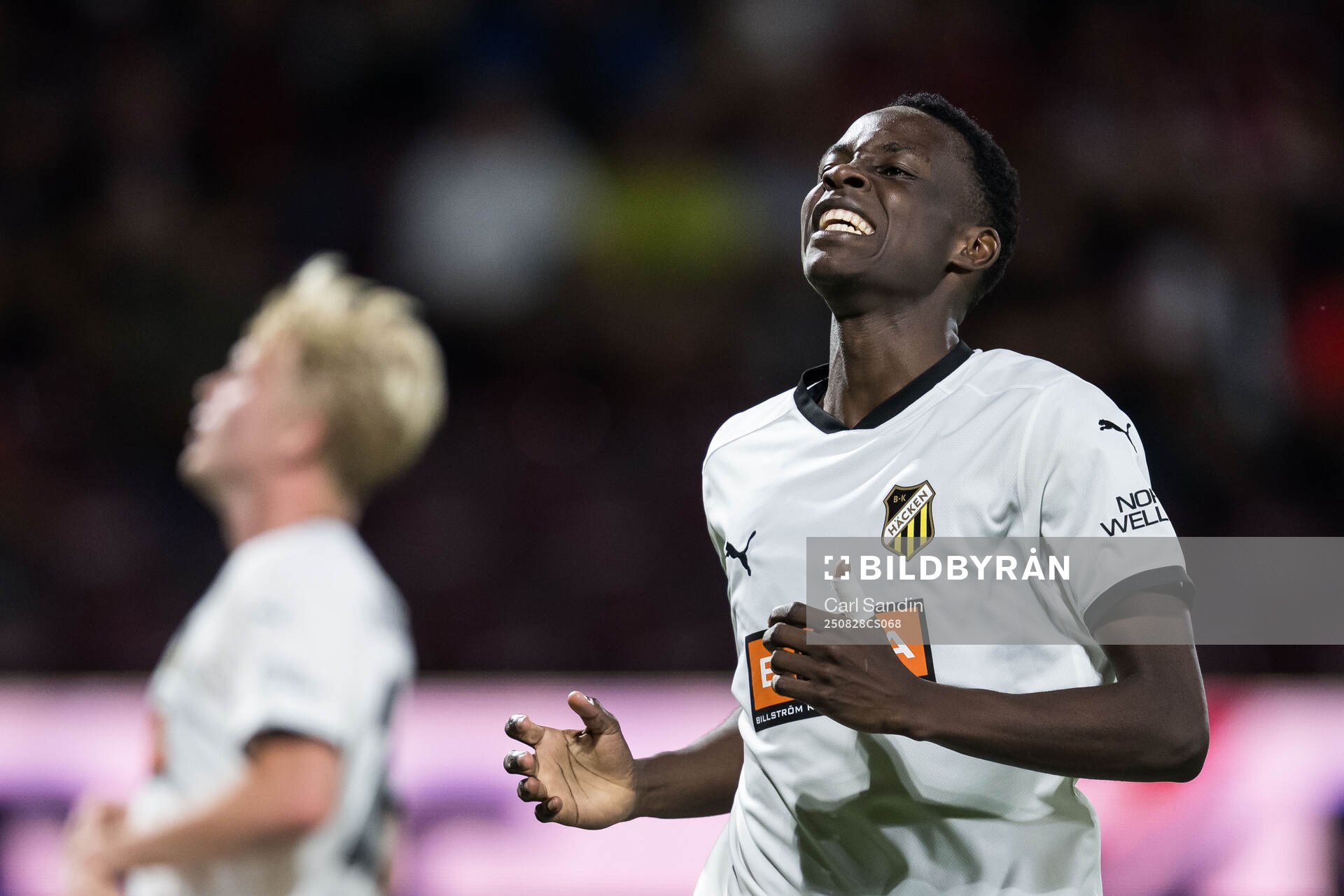 John Paul Dembe of Häcken looks dejected