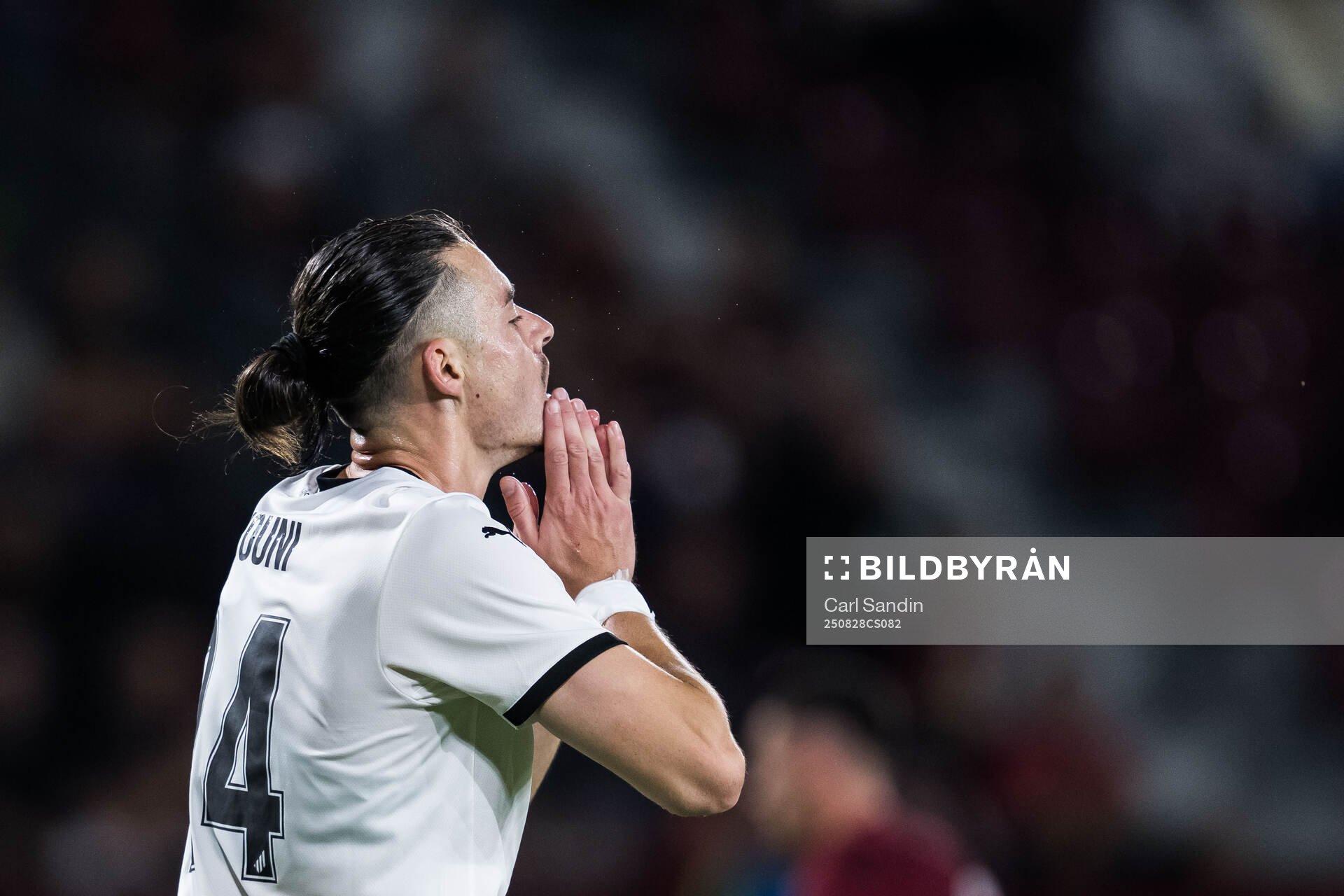 Amor Layouni of Häcken looks dejected