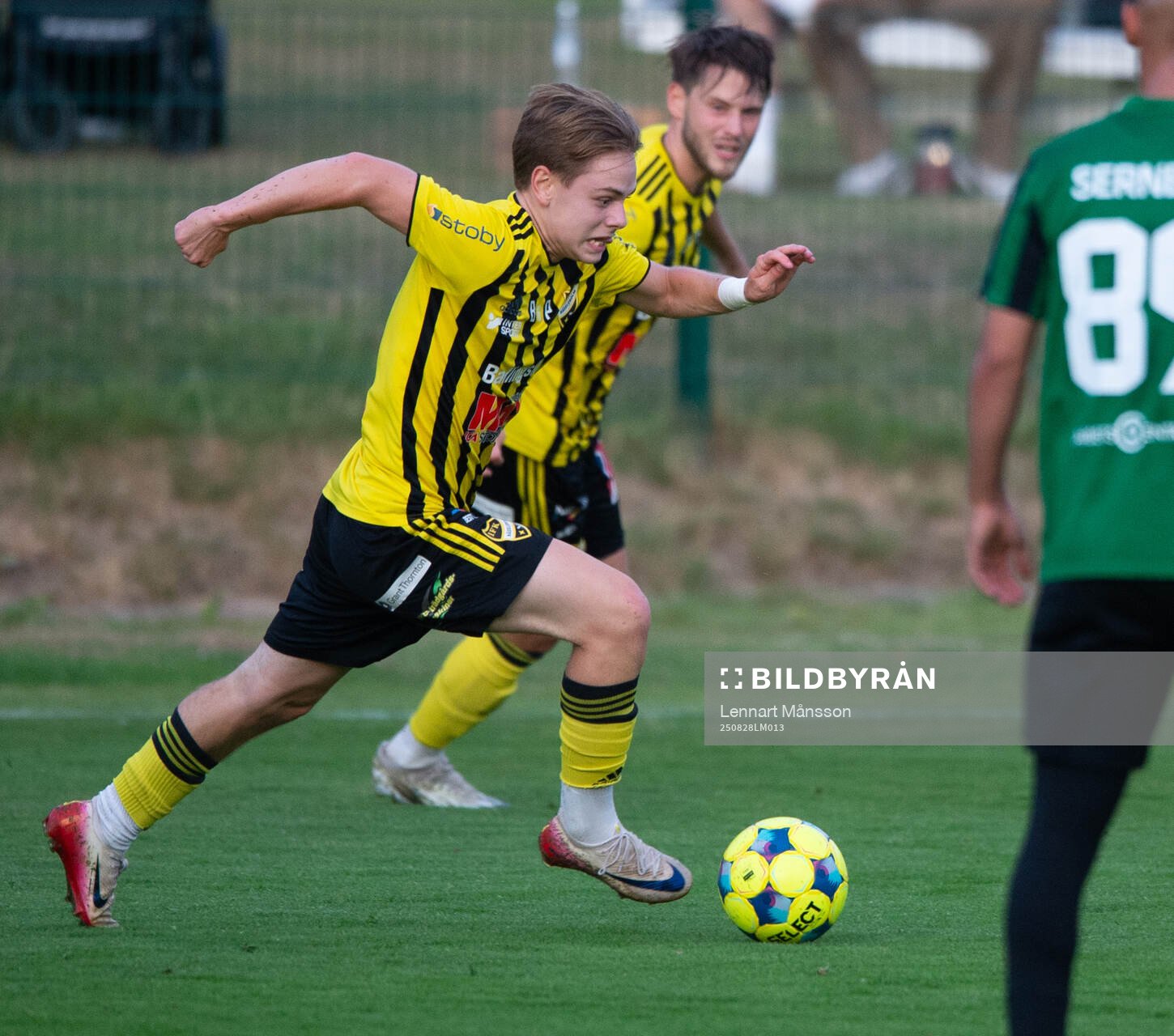 IFK Hässleholms Max Persson i matchen i div. 2 mellan