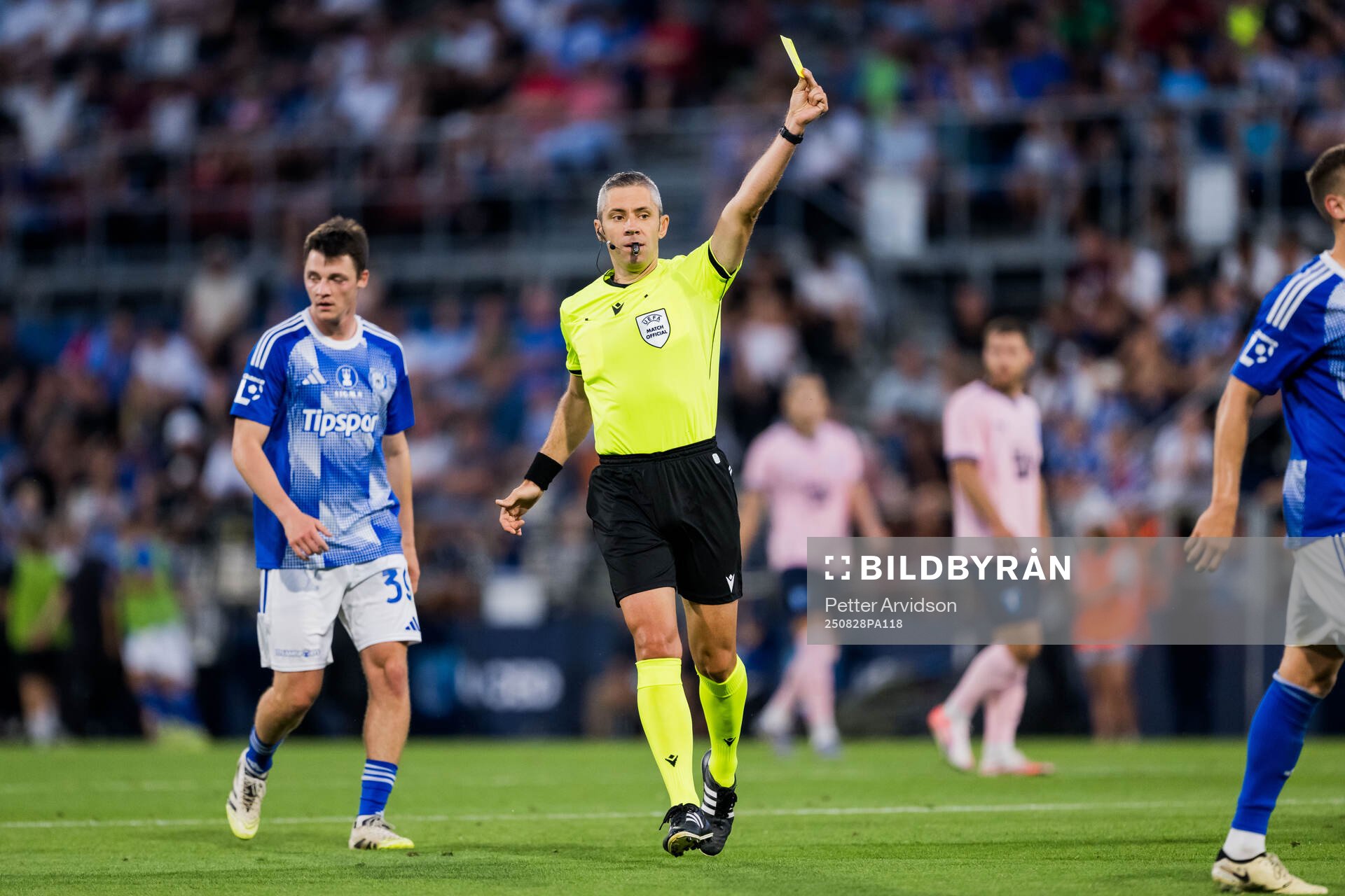Referee Radu Petrescu