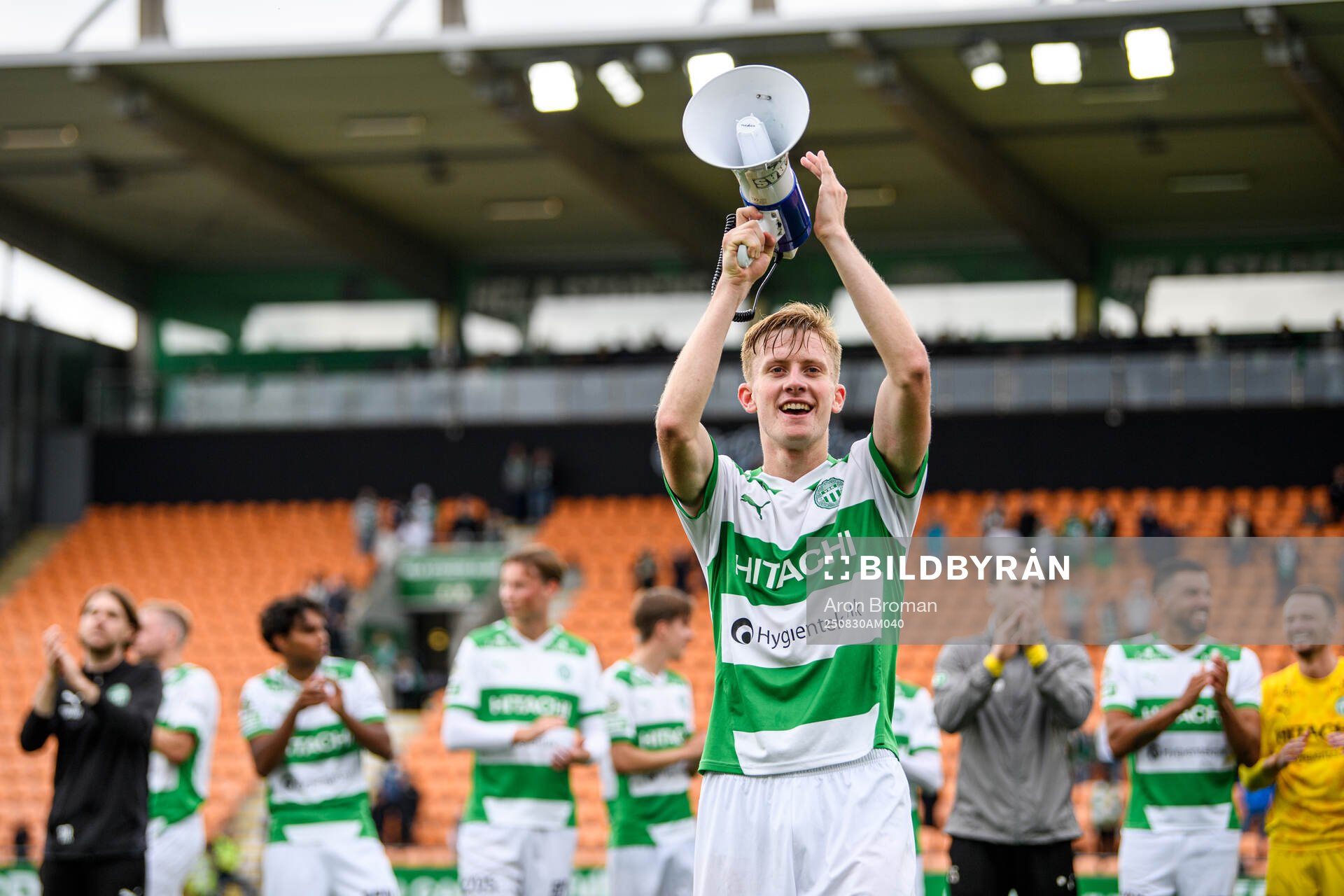 Västerås Karl Gunnarsson jublar