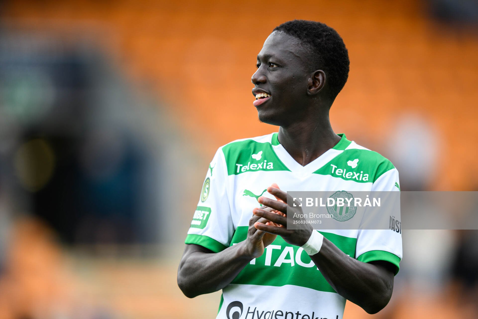 Västerås Mamadou Ousmane Diagne jublar