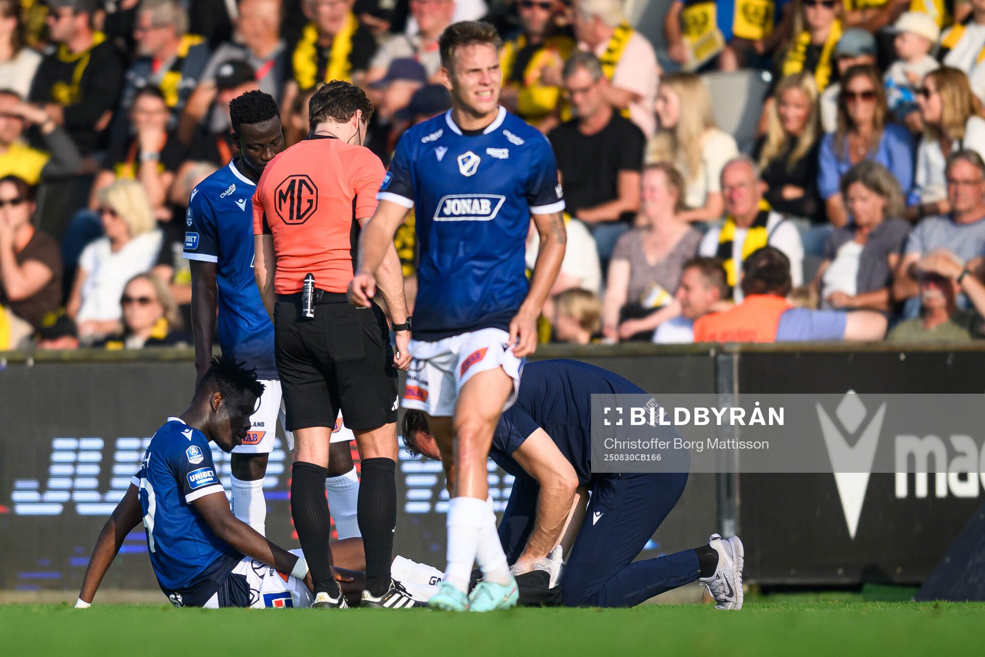Halmstads Emmanuel Yeboah får vård