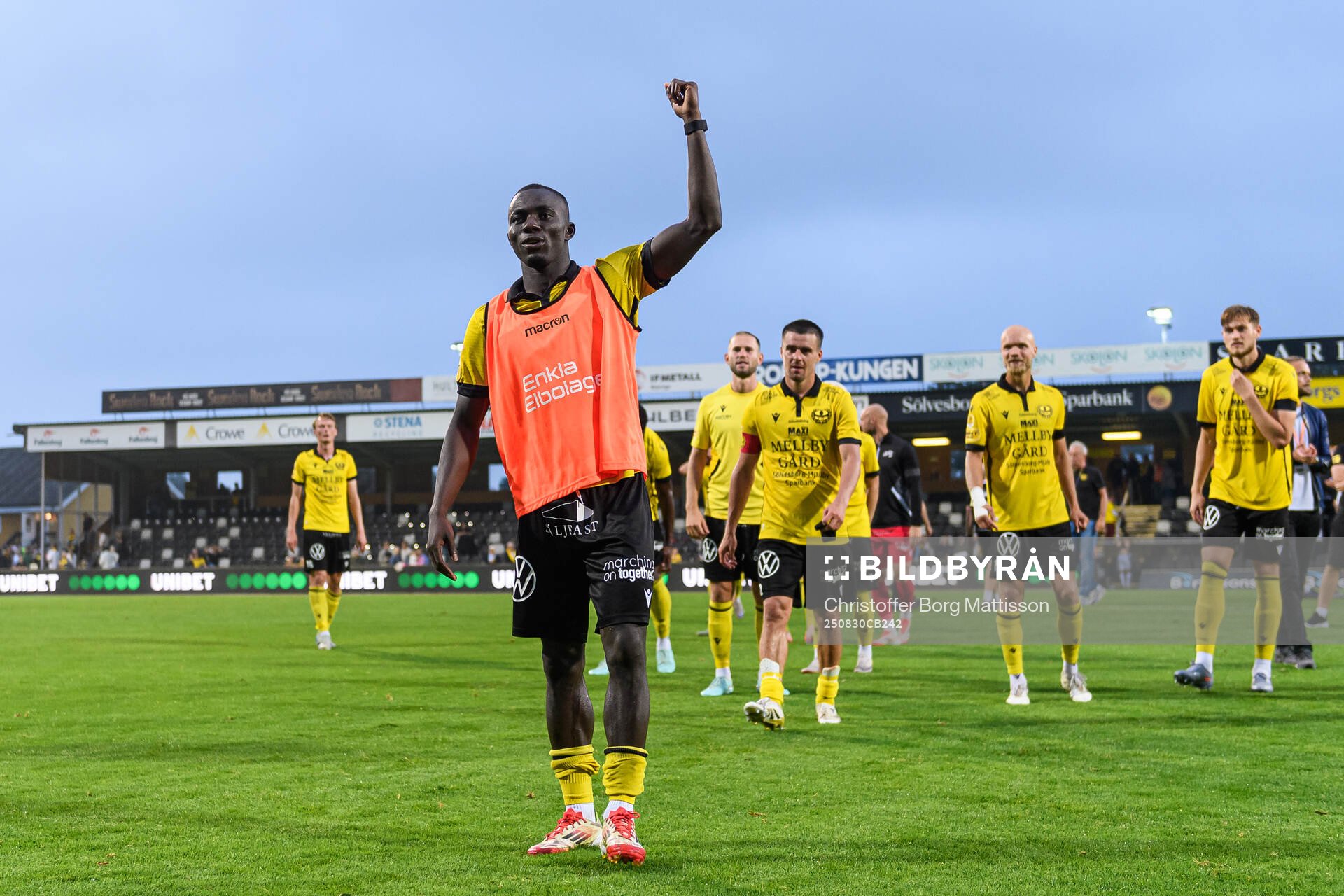 Mjällbys Abdoulie Manneh jublar