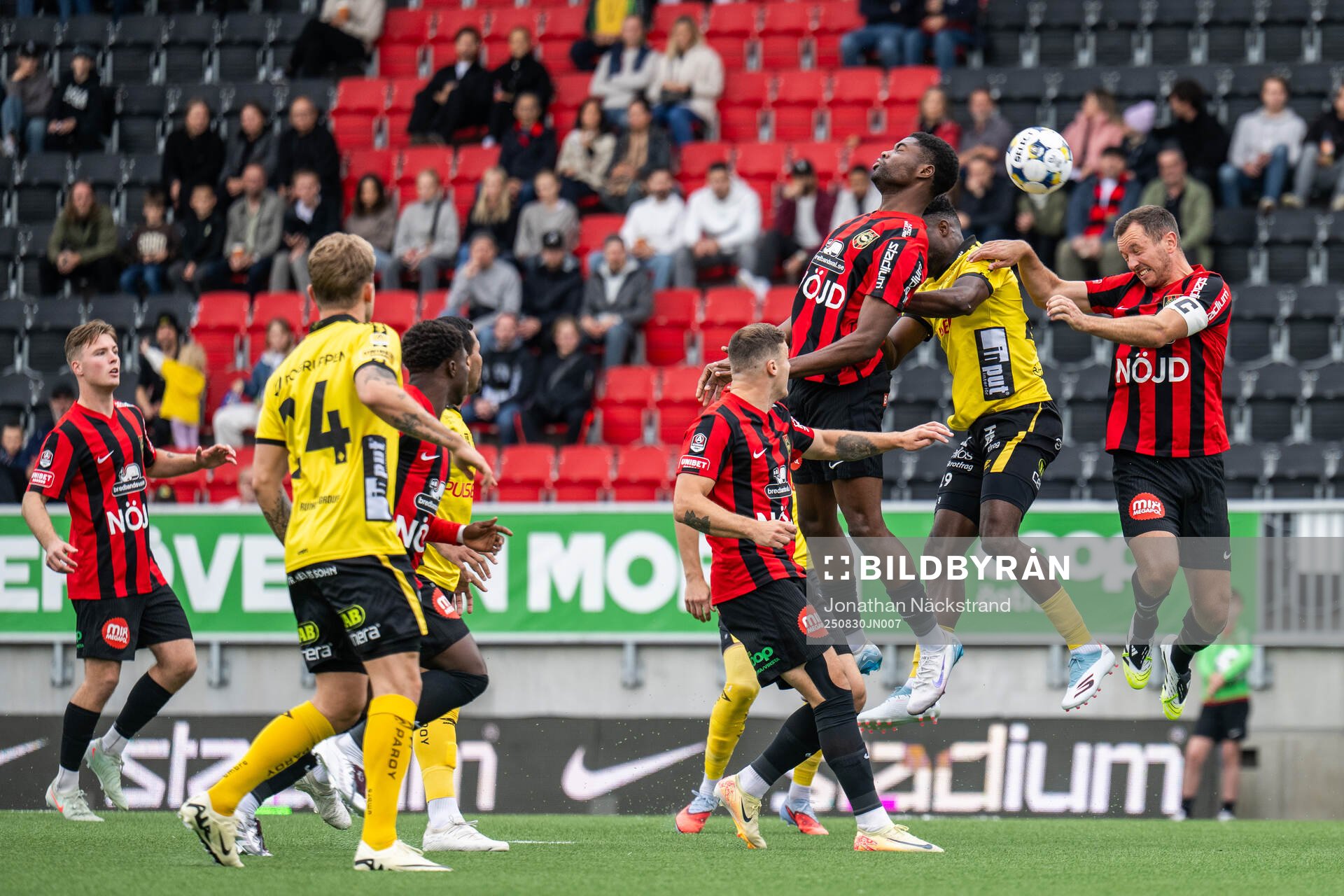 Brommapojkarnas Ezekiel Alladoh och Even Hovland