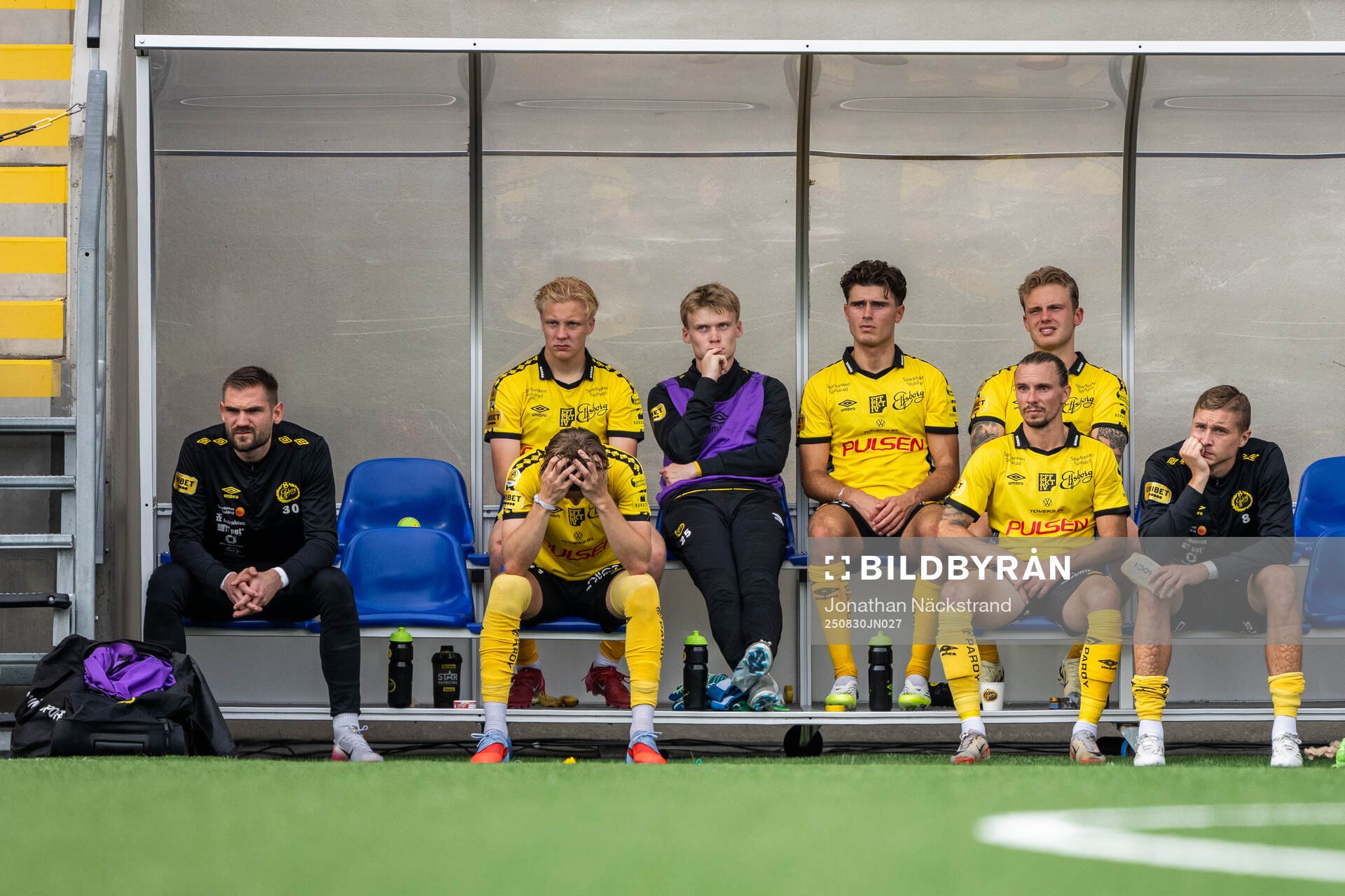 Elfsborgs spelare deppar på bänken