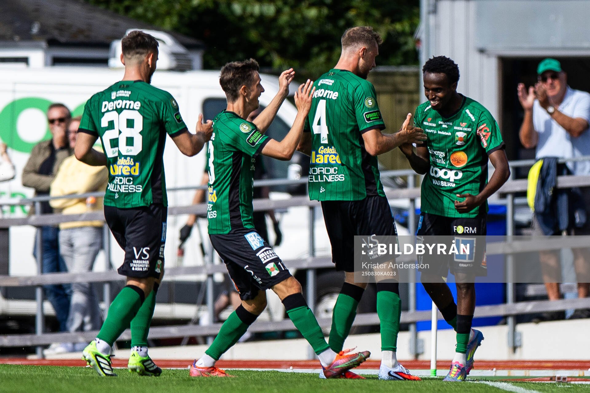 Varbergs Nuurdin Ali Mohudin jublar med lagkamrater