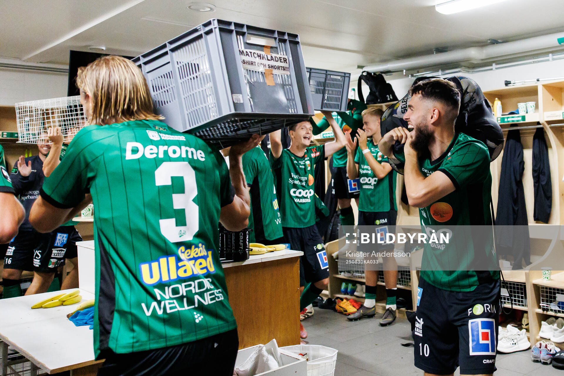 Varbergs spelare jublar