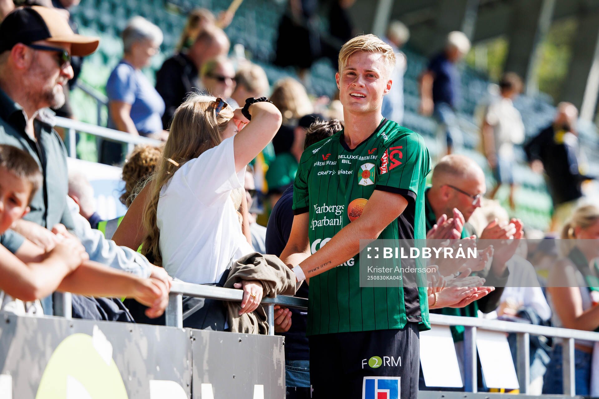 Varbergs Edvin Tellgren jublar