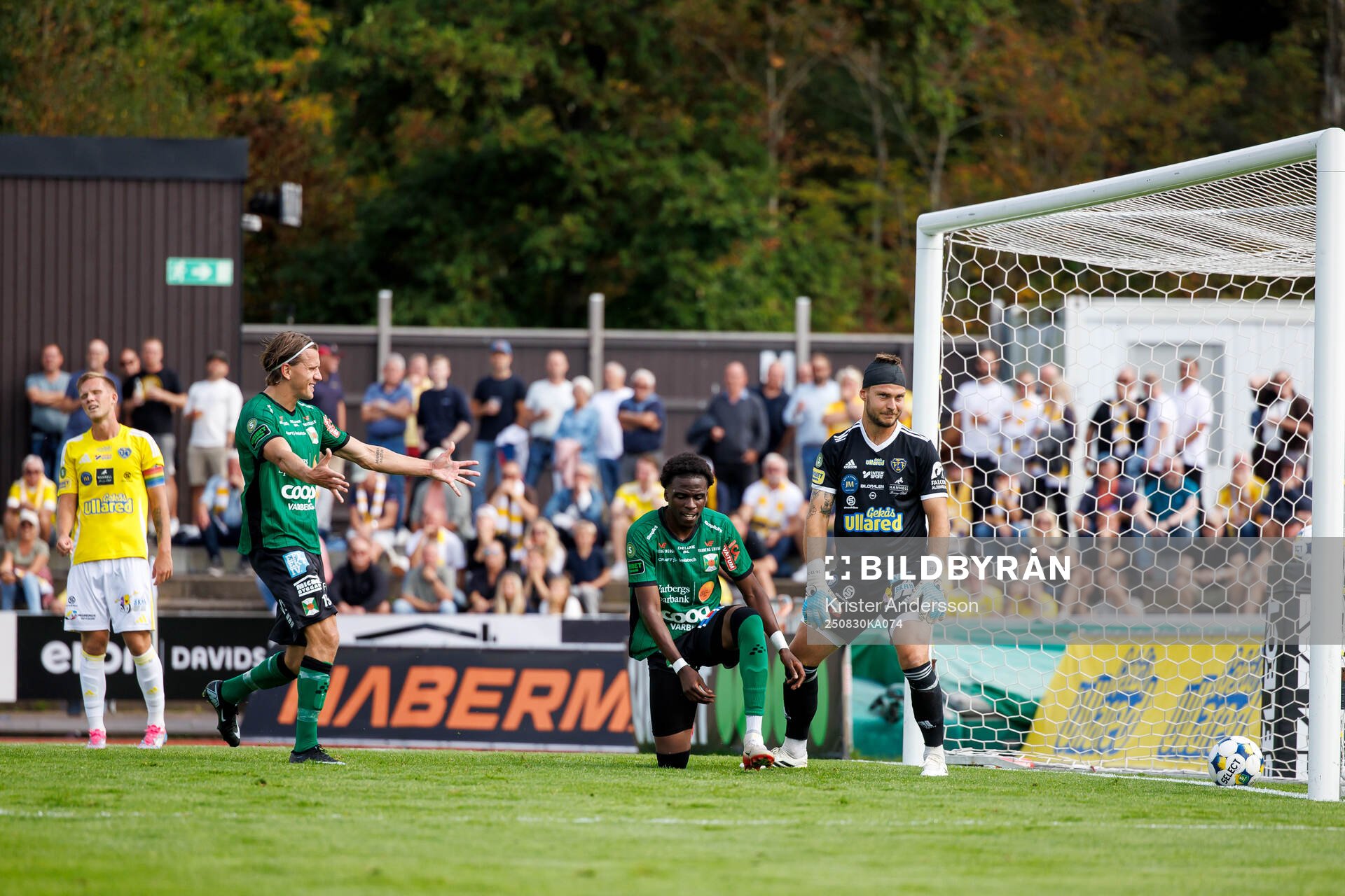 Varbergs Calvin Kabuye jublar