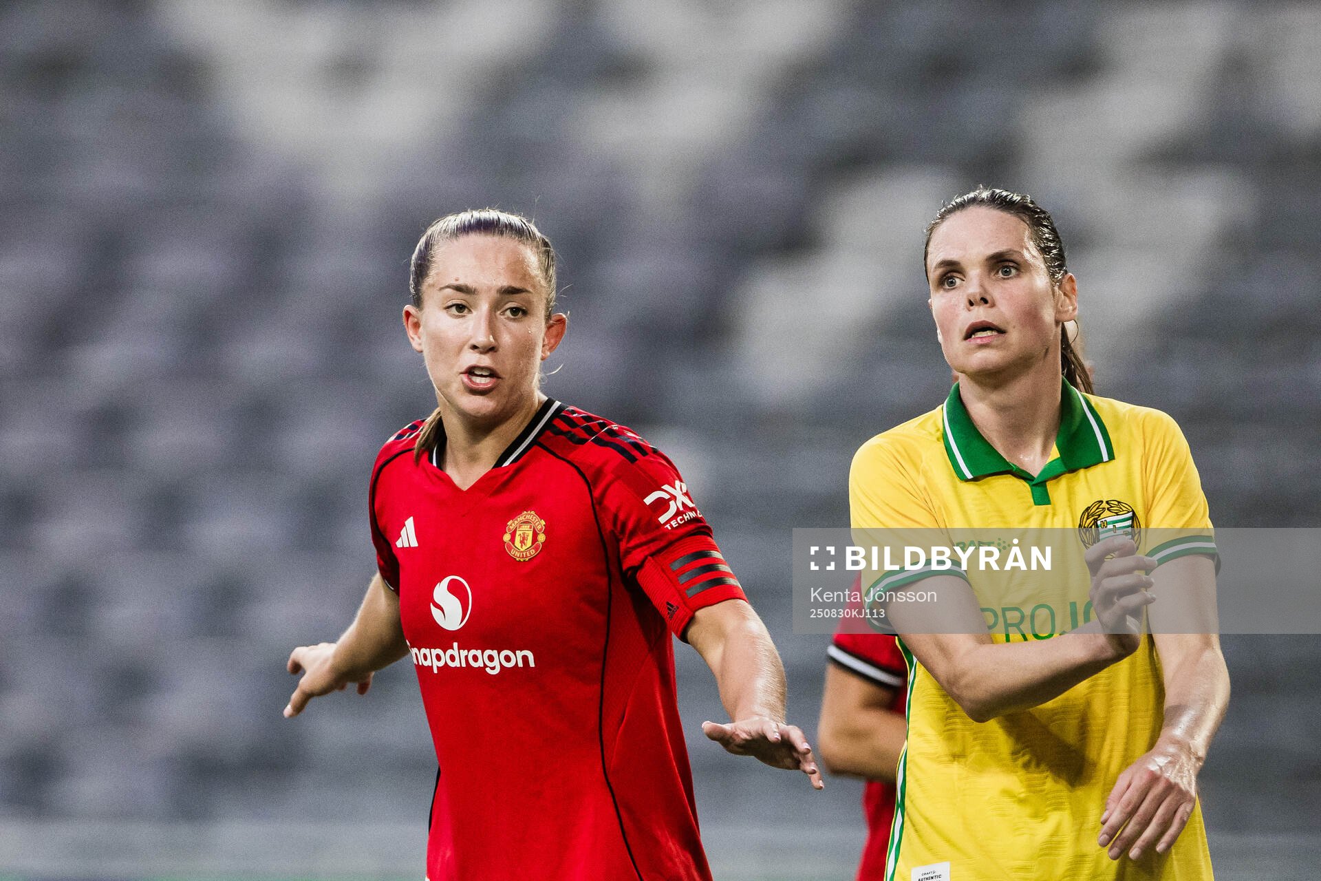 Maya Le Tissier of Manchester United and Simone Boye