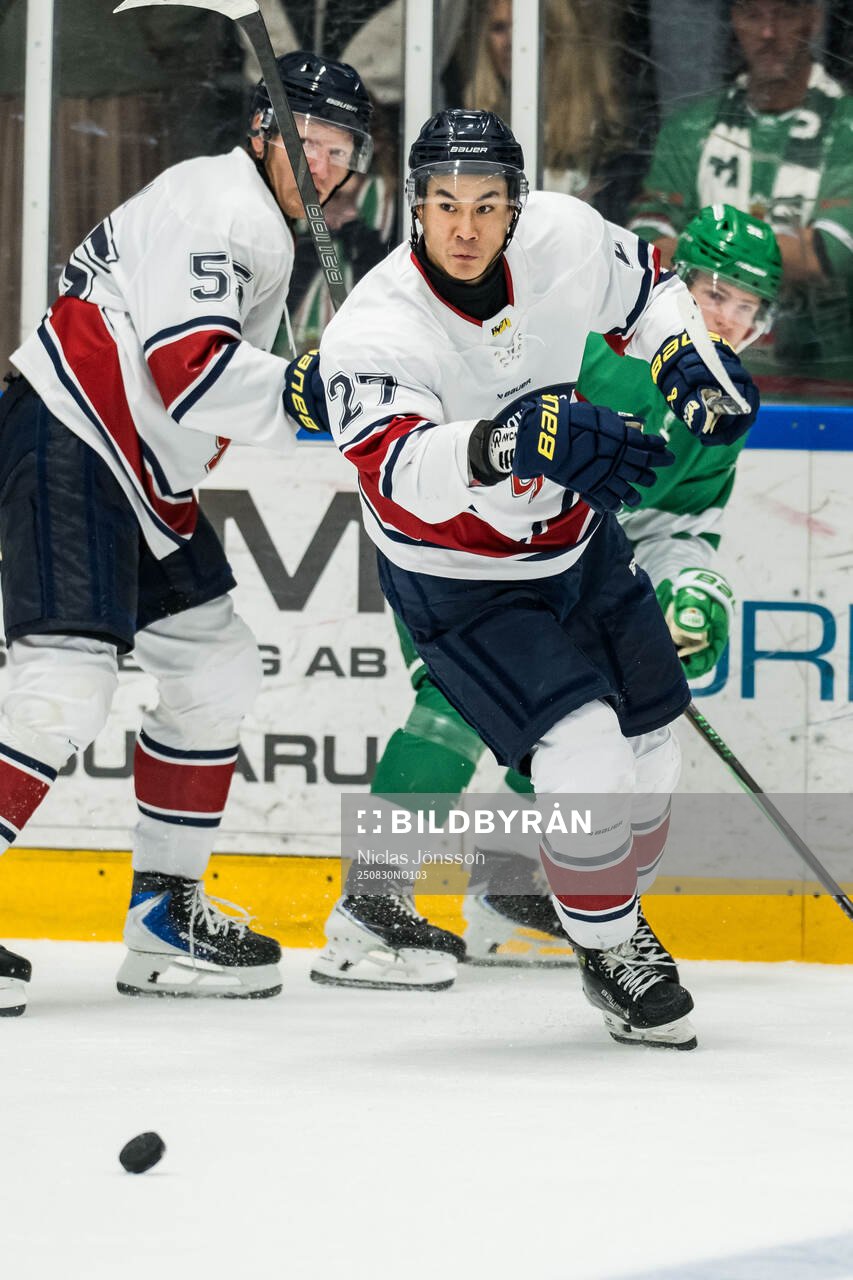 HV71s Jonathan Ang