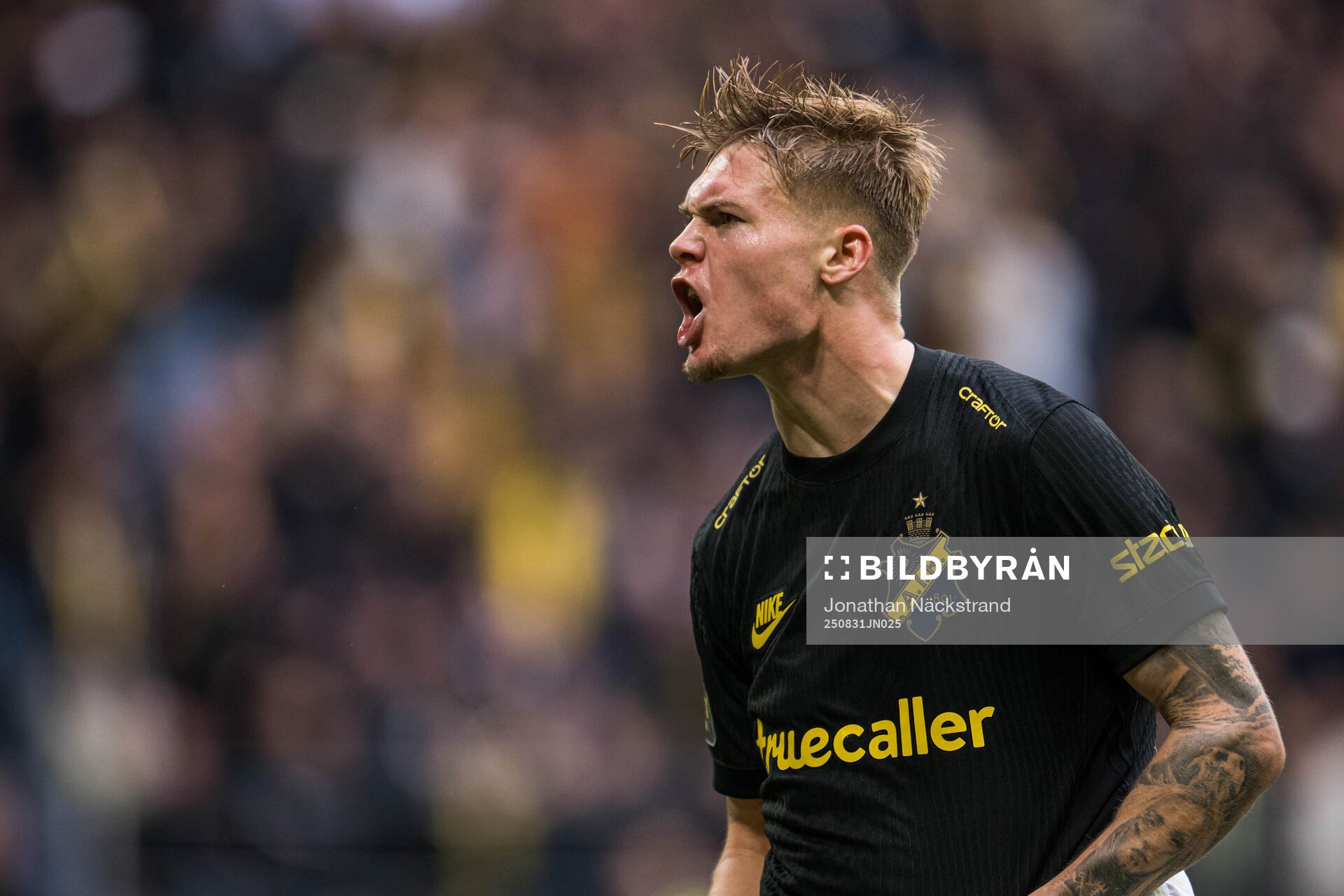 AIKs Erik Hovden Flataker jublar