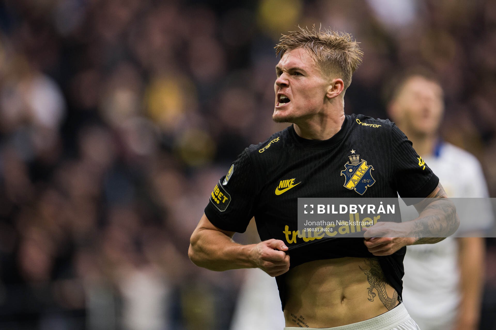 AIKs Erik Hovden Flataker jublar