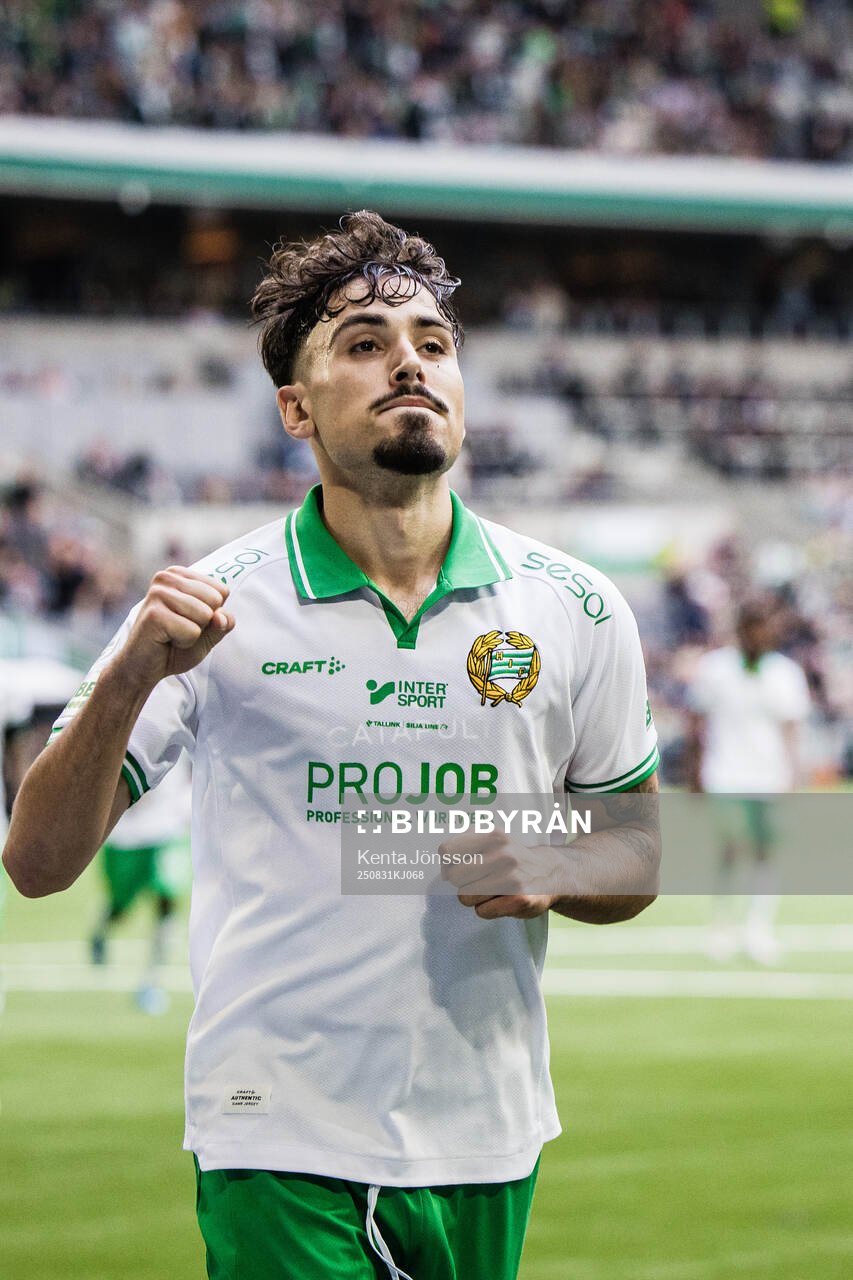 Hammarbys Sebastian Tounekti jublar