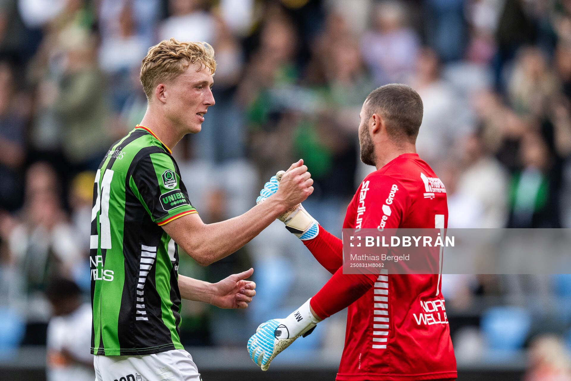 GAIS Filip Beckman och målvakt Mergim Krasniqi jublar
