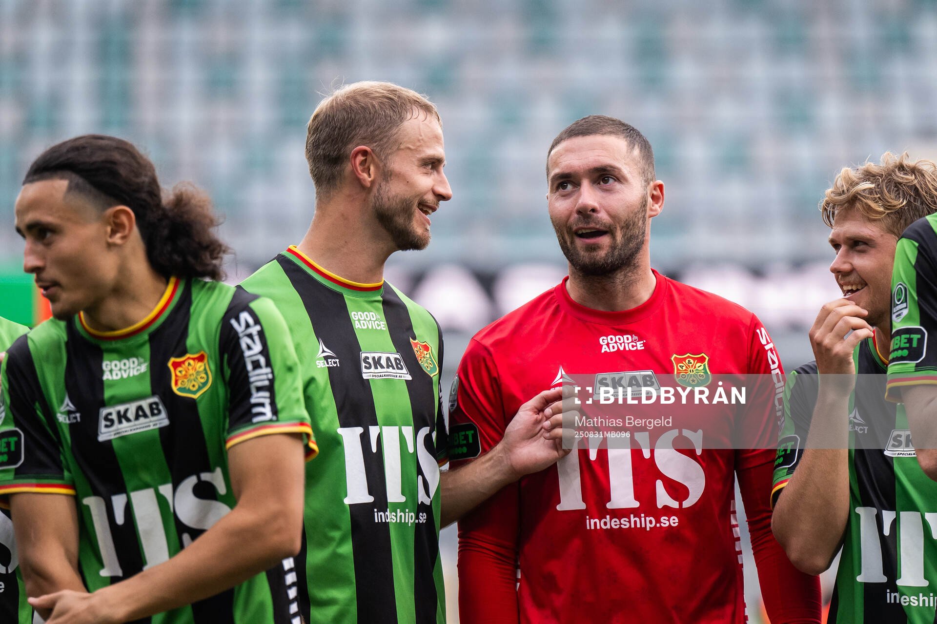 GAIS Gustav Lundgren och målvakt Mergim Krasniqi jublar