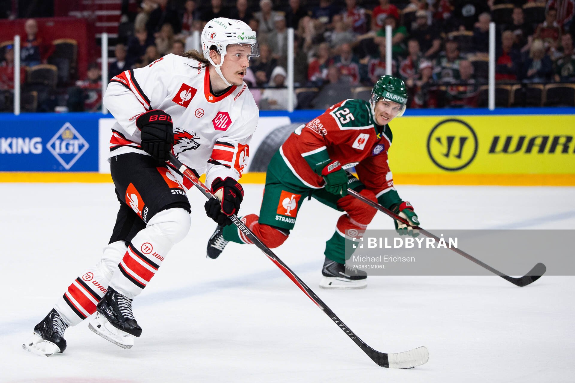 Sami Niku of Lausanne and Arttu Ruotsalainen of Frölunda