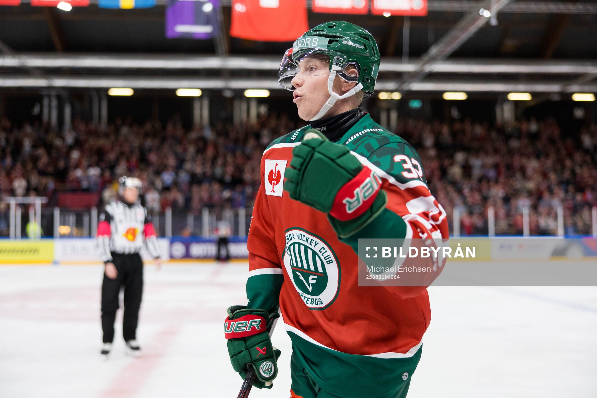 Noah Hasa of Frölunda celebrates